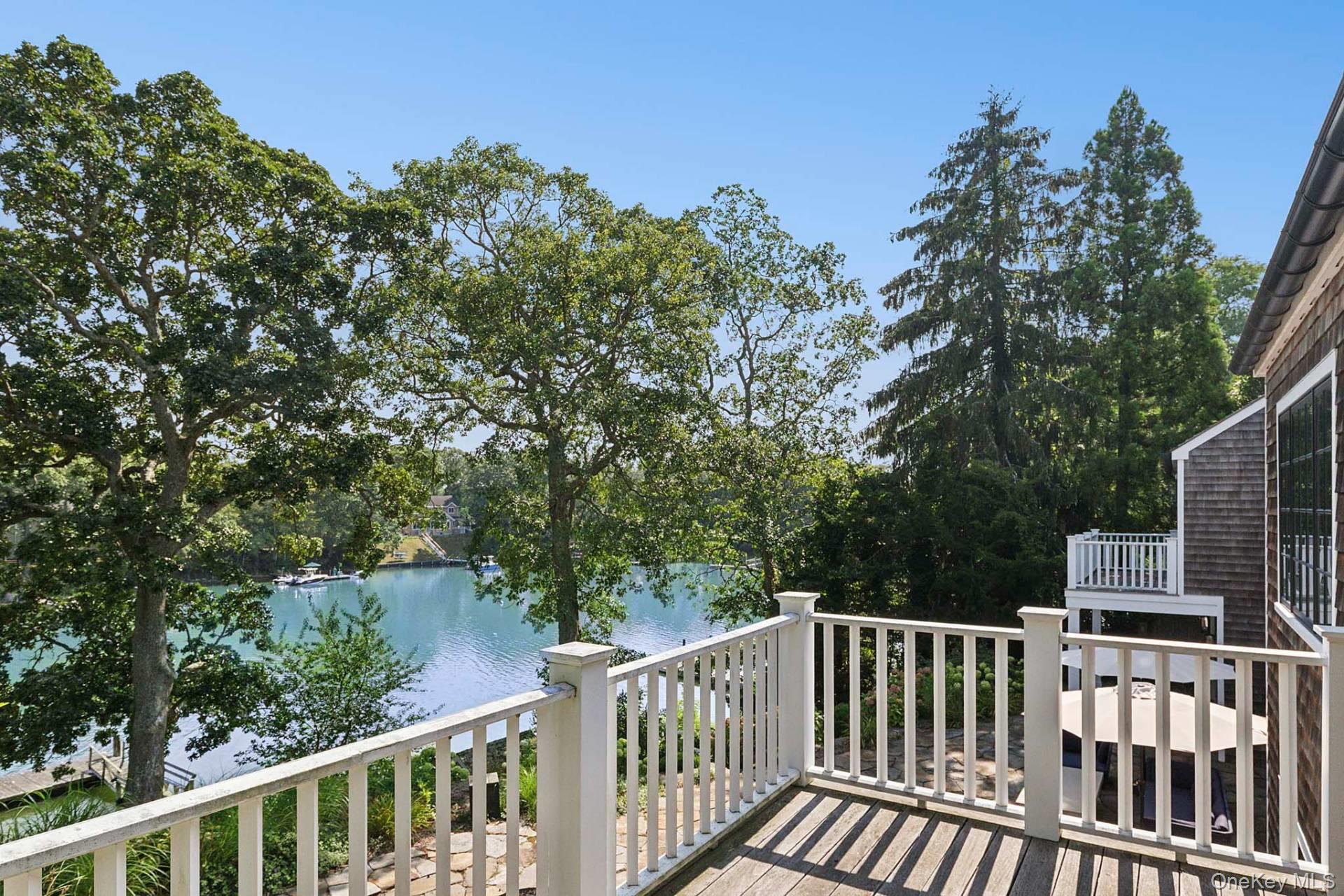 8 Cove Way, Shelter Island, NY 11964