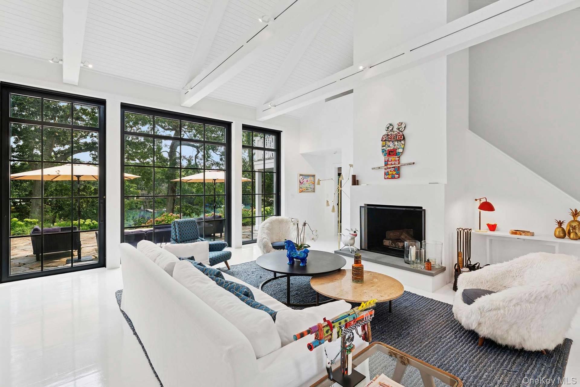 8 Cove Way, Shelter Island, NY 11964