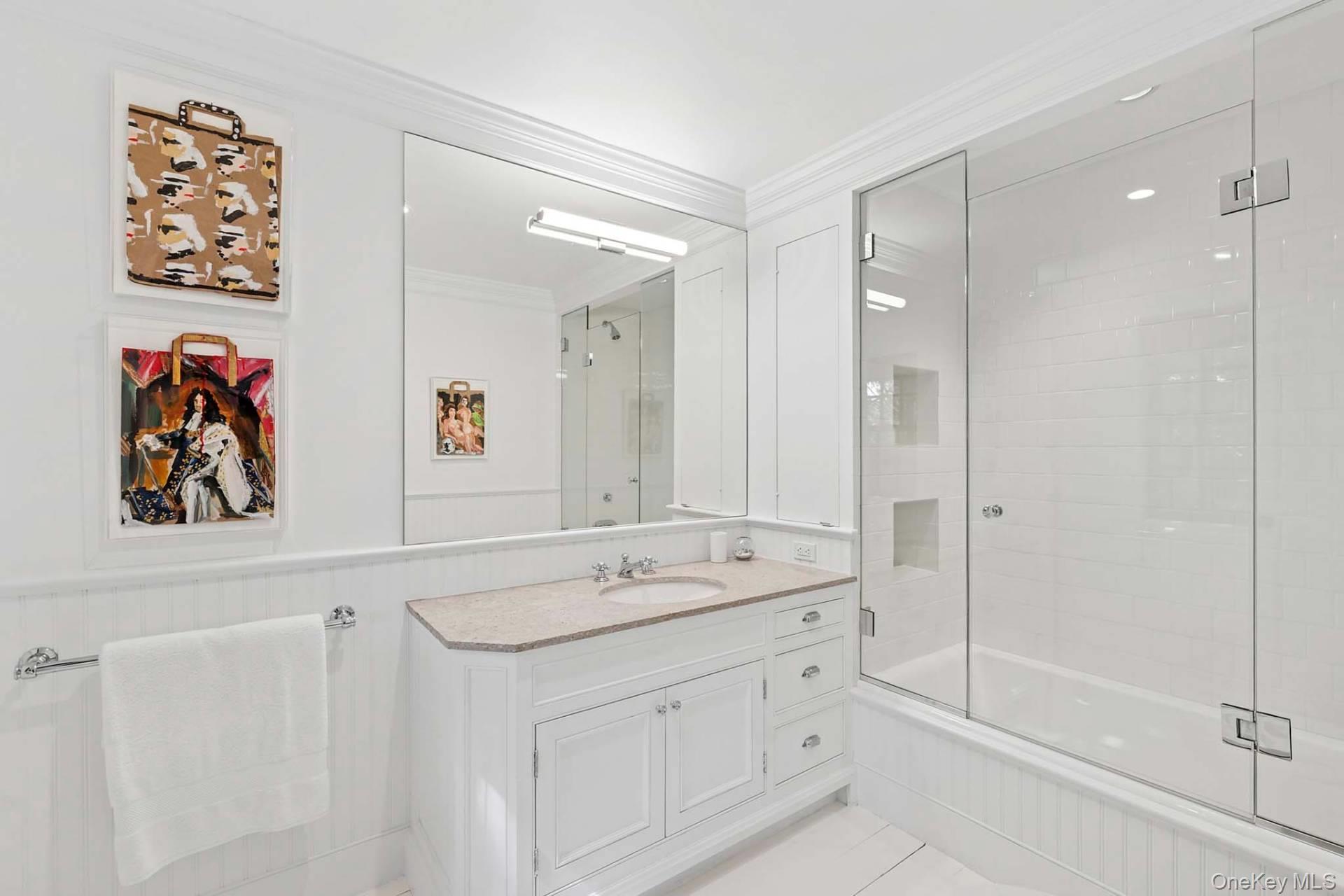 8 Cove Way, Shelter Island, NY 11964