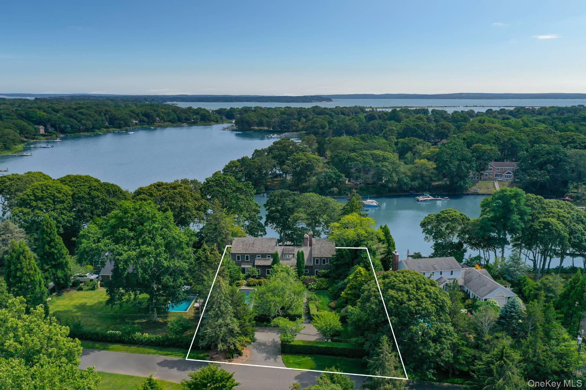 8 Cove Way, Shelter Island, NY 11964