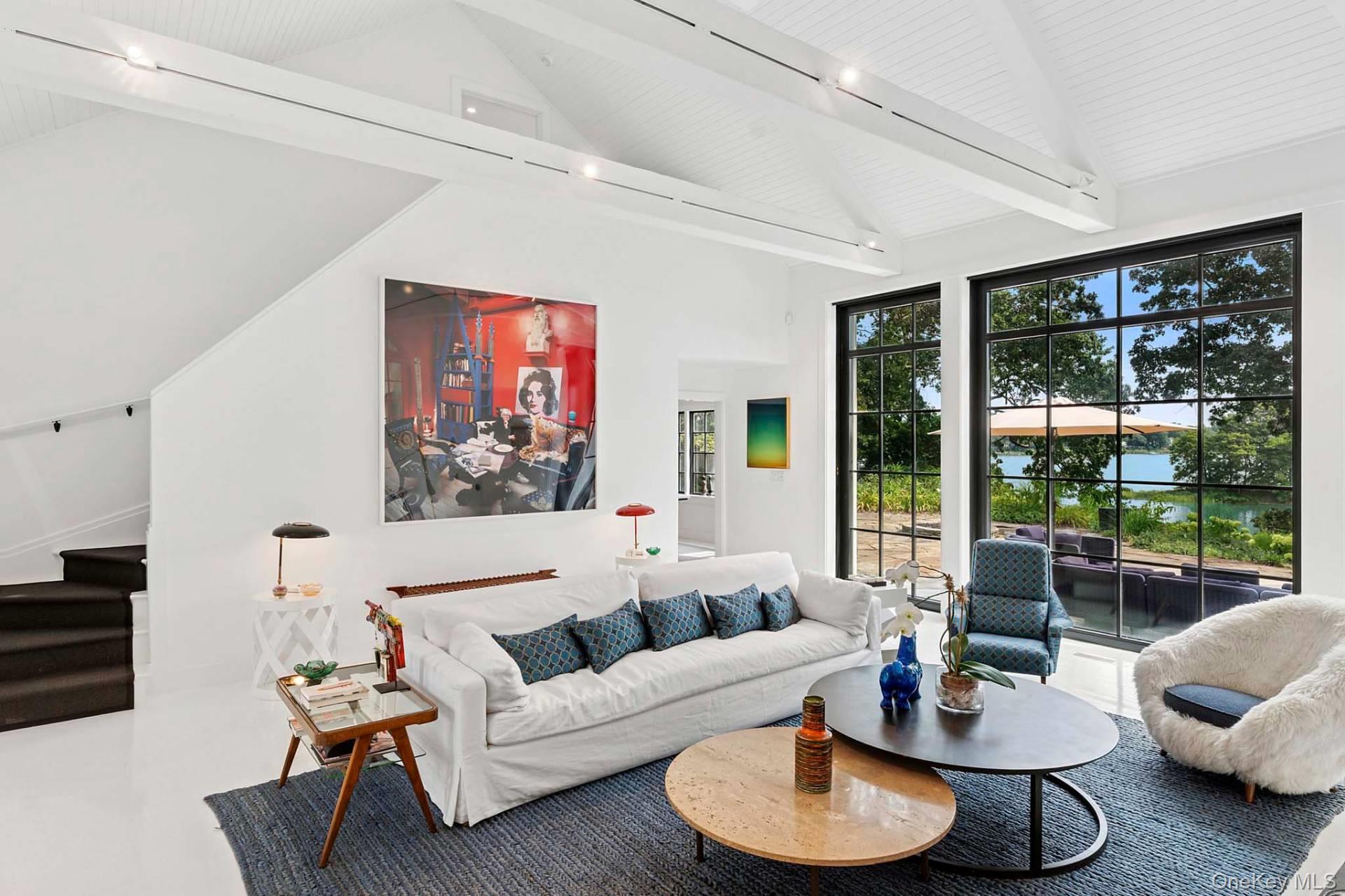 8 Cove Way, Shelter Island, NY 11964