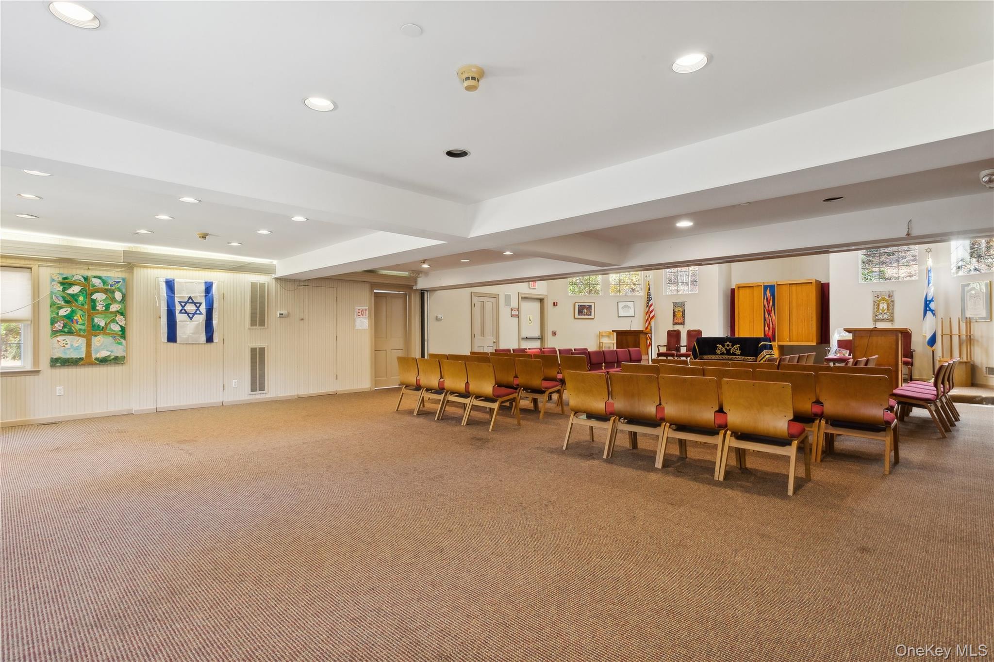 58 Goose Hill Road, Cold Spring Harbor, NY 11724