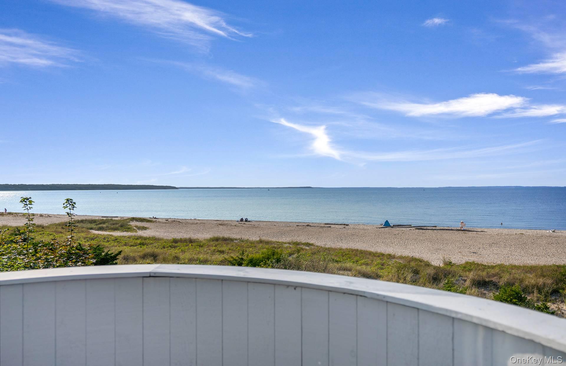 6 Gallatin Lane, East Hampton, NY 11937