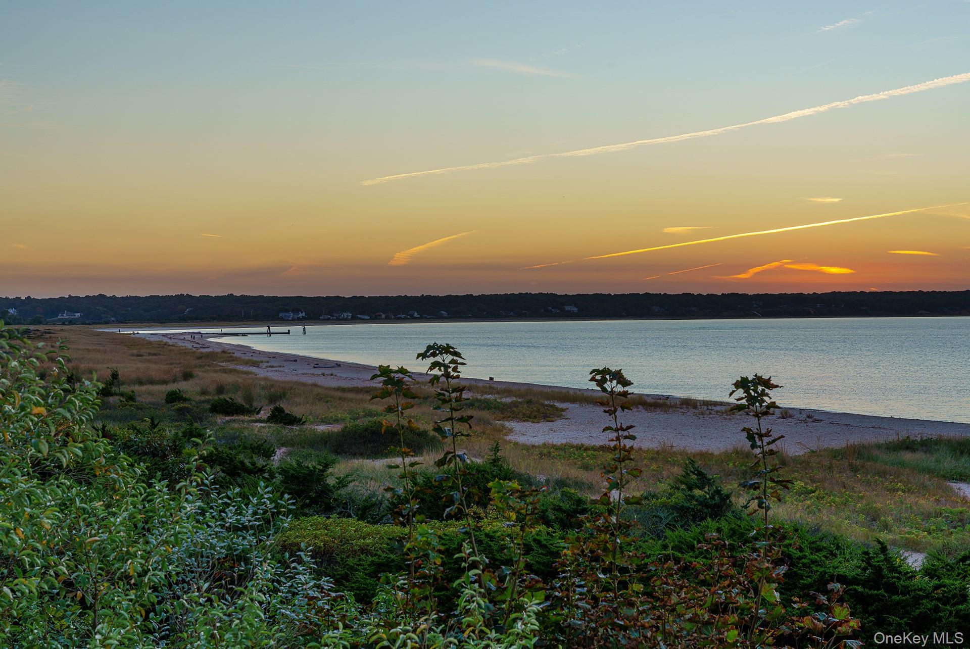 6 Gallatin Lane, East Hampton, NY 11937