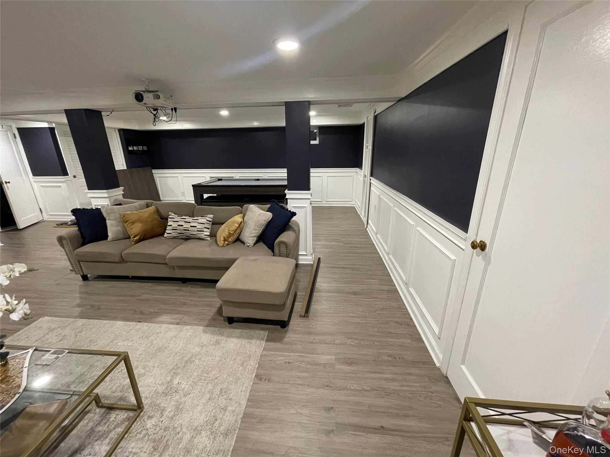 806 Center Drive, North Baldwin, NY 11510