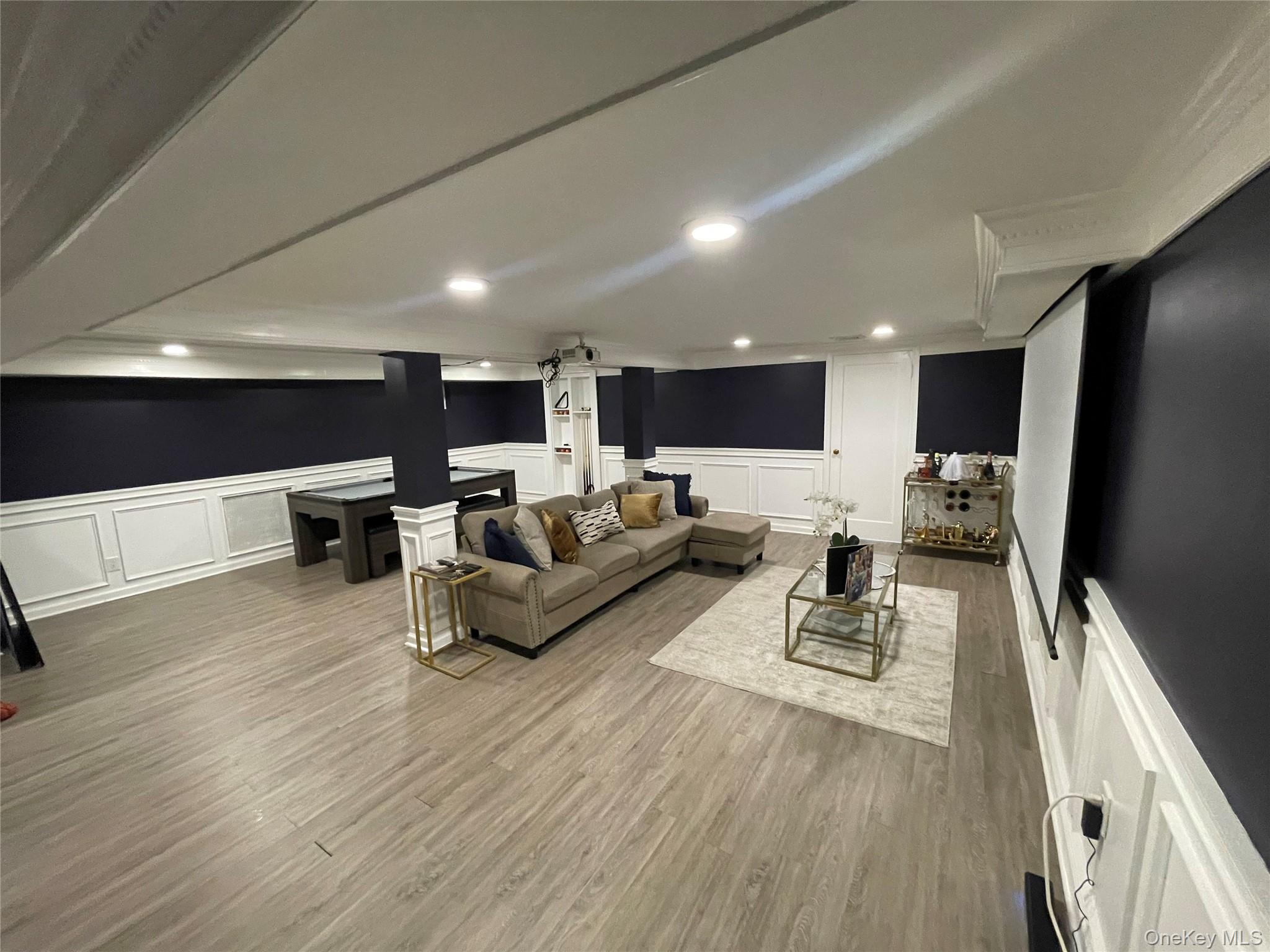 806 Center Drive, North Baldwin, NY 11510