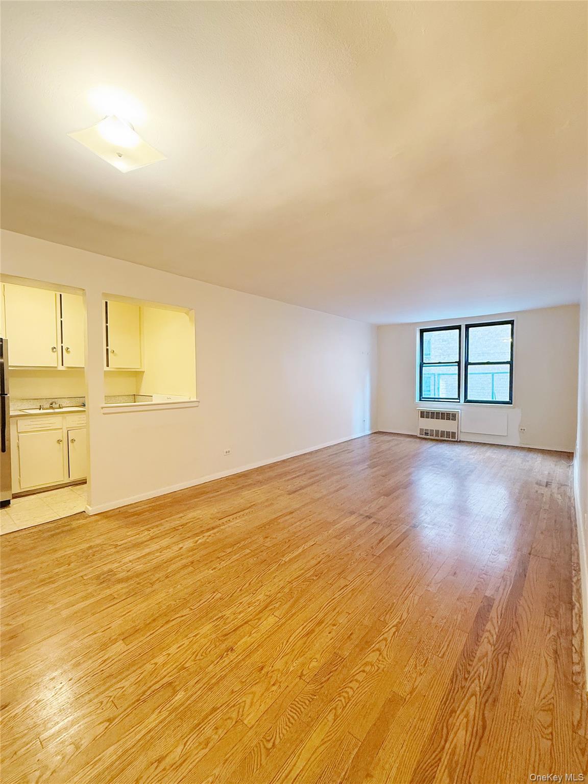 13950 35 Avenue # 3J, Flushing, NY 11354