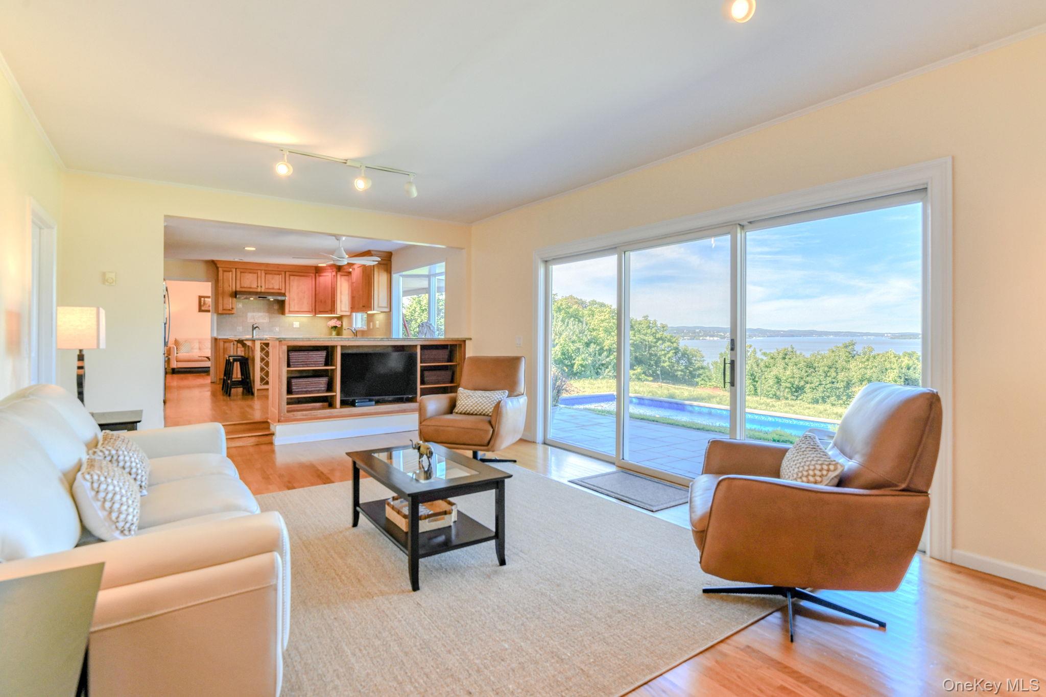 7 Taft Place, Cornwall On Hudson, NY 12520