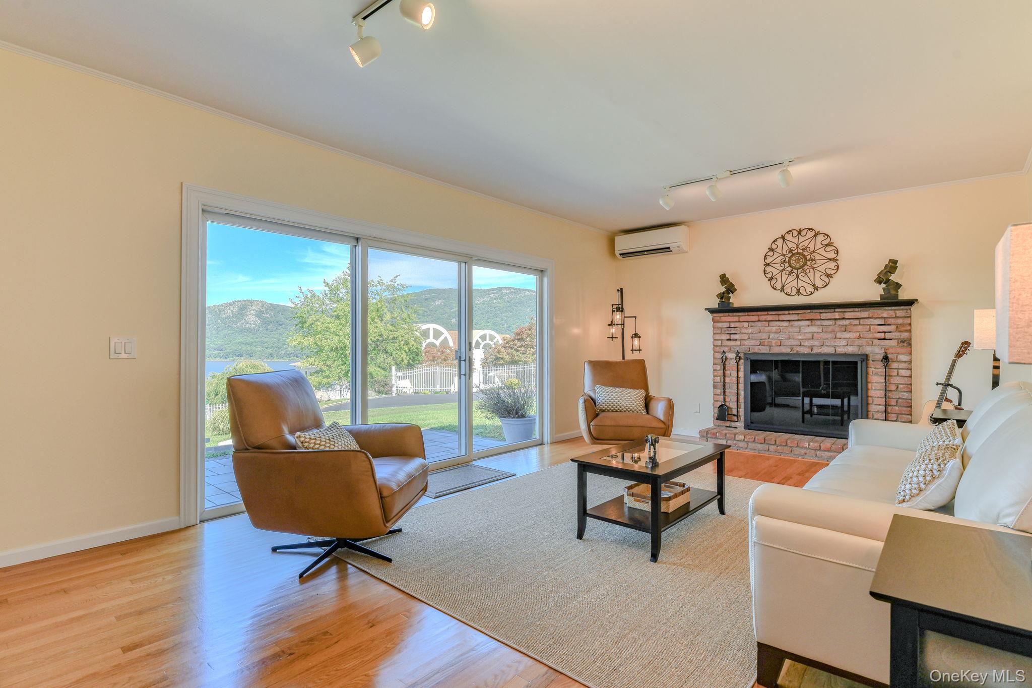 7 Taft Place, Cornwall On Hudson, NY 12520