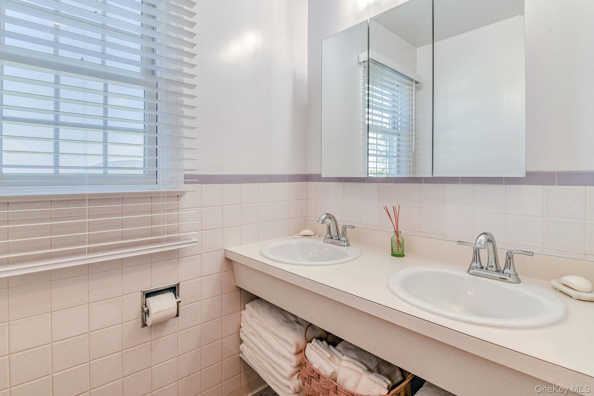 7 Taft Place, Cornwall On Hudson, NY 12520