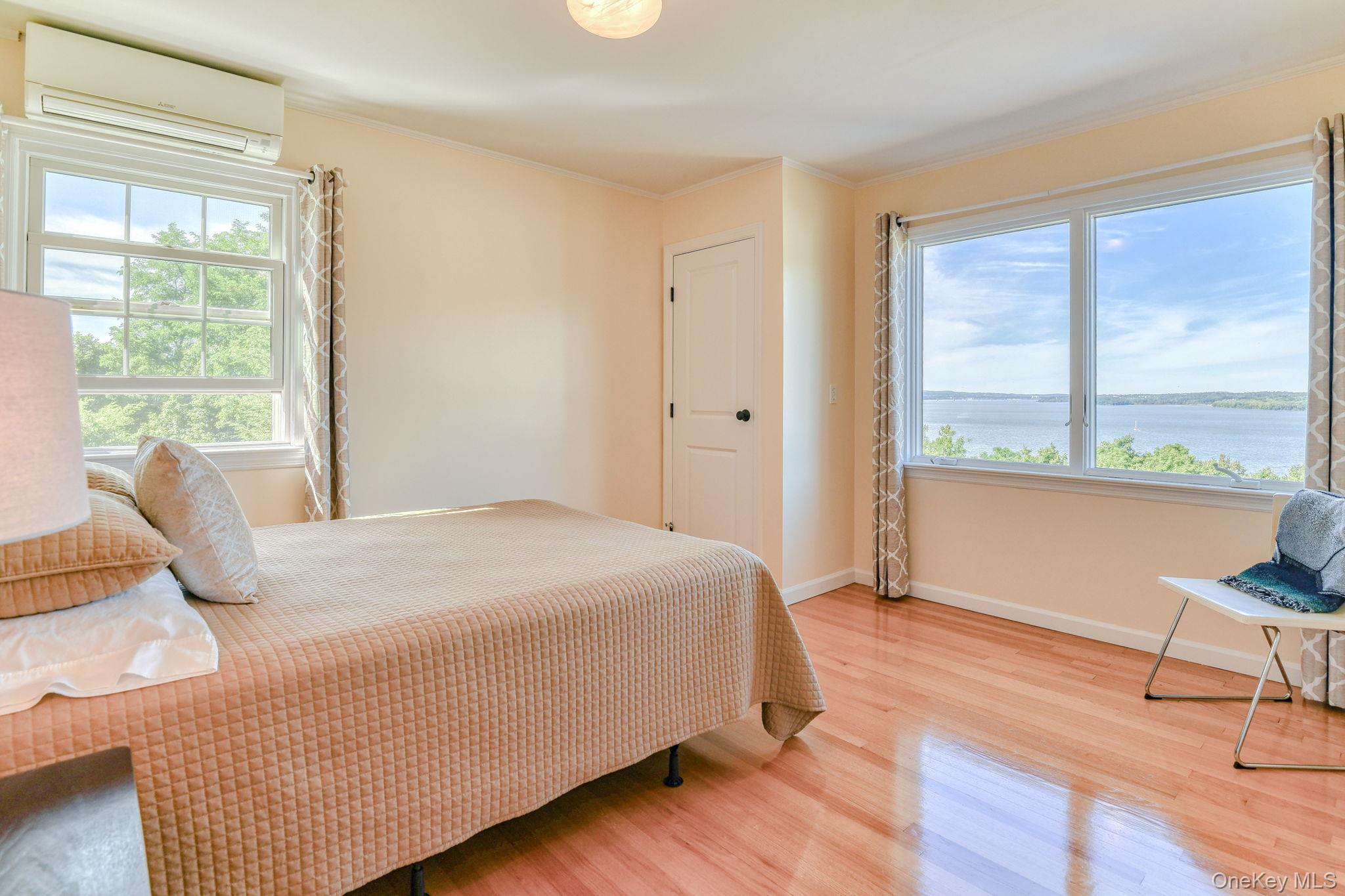 7 Taft Place, Cornwall On Hudson, NY 12520