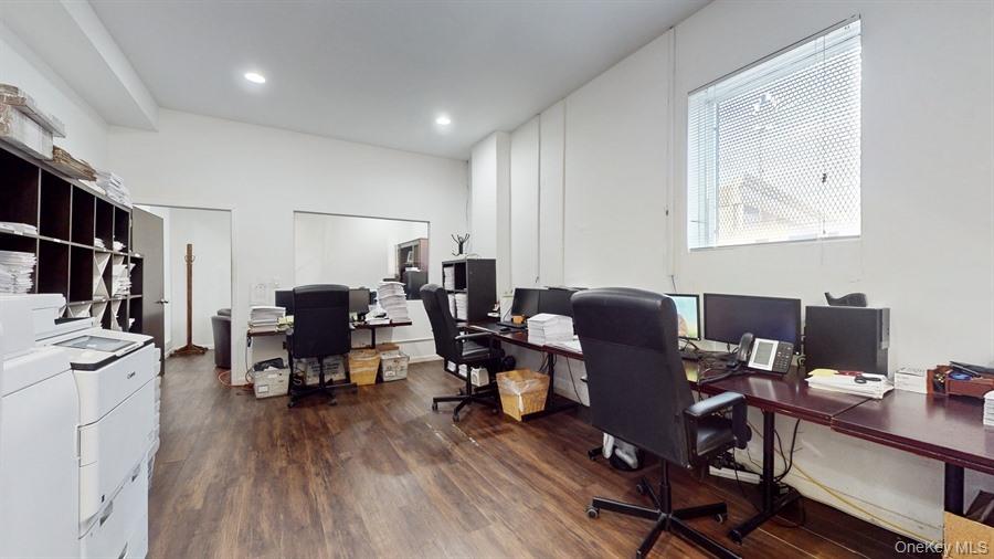 26-32 Bond Street, Westbury, NY 11590