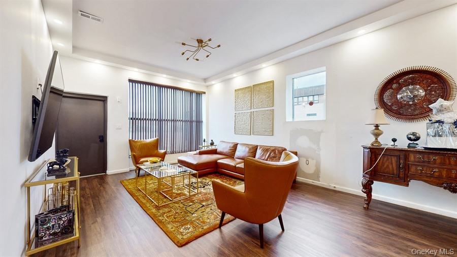 26-32 Bond Street, Westbury, NY 11590