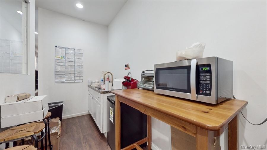 26-32 Bond Street, Westbury, NY 11590