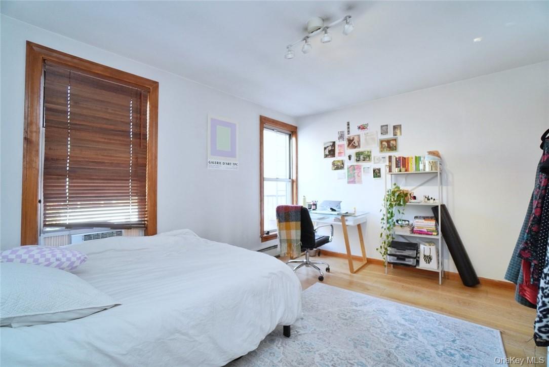 157 North 5th Street, Brooklyn, NY 11211