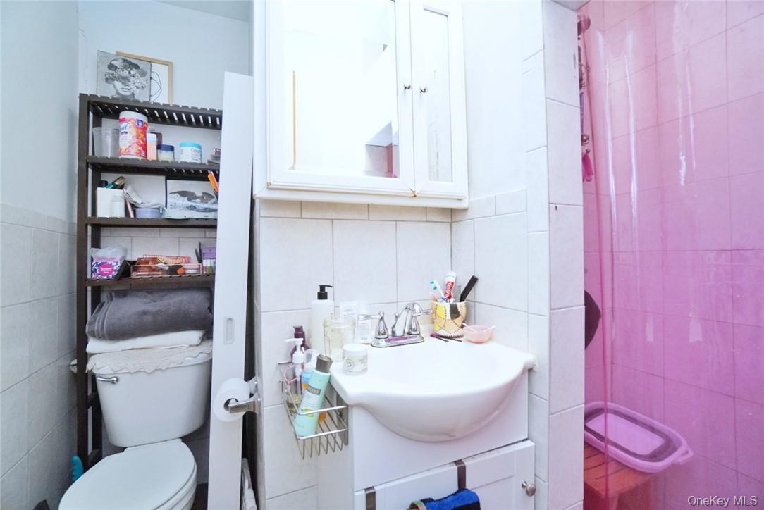 157 North 5th Street, Brooklyn, NY 11211