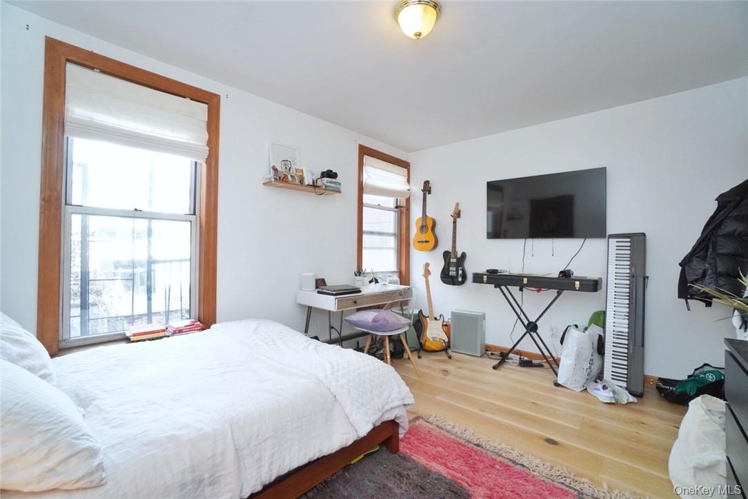157 North 5th Street, Brooklyn, NY 11211