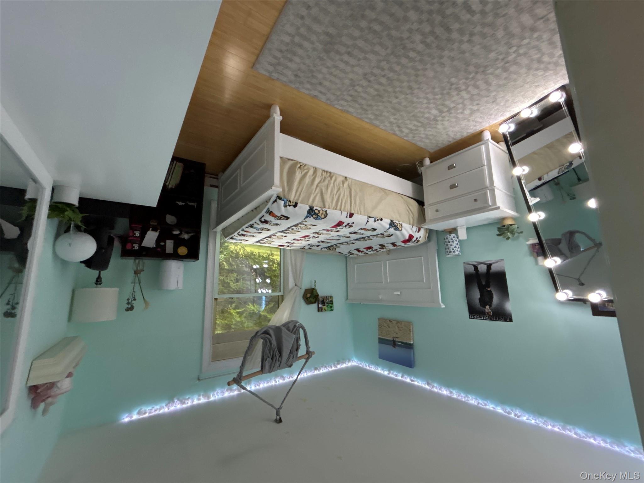 5 Red Cedar Lane, Millerton, NY 12546