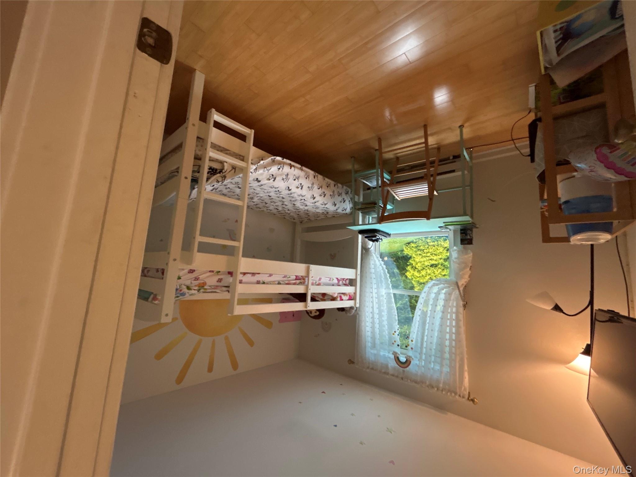 5 Red Cedar Lane, Millerton, NY 12546