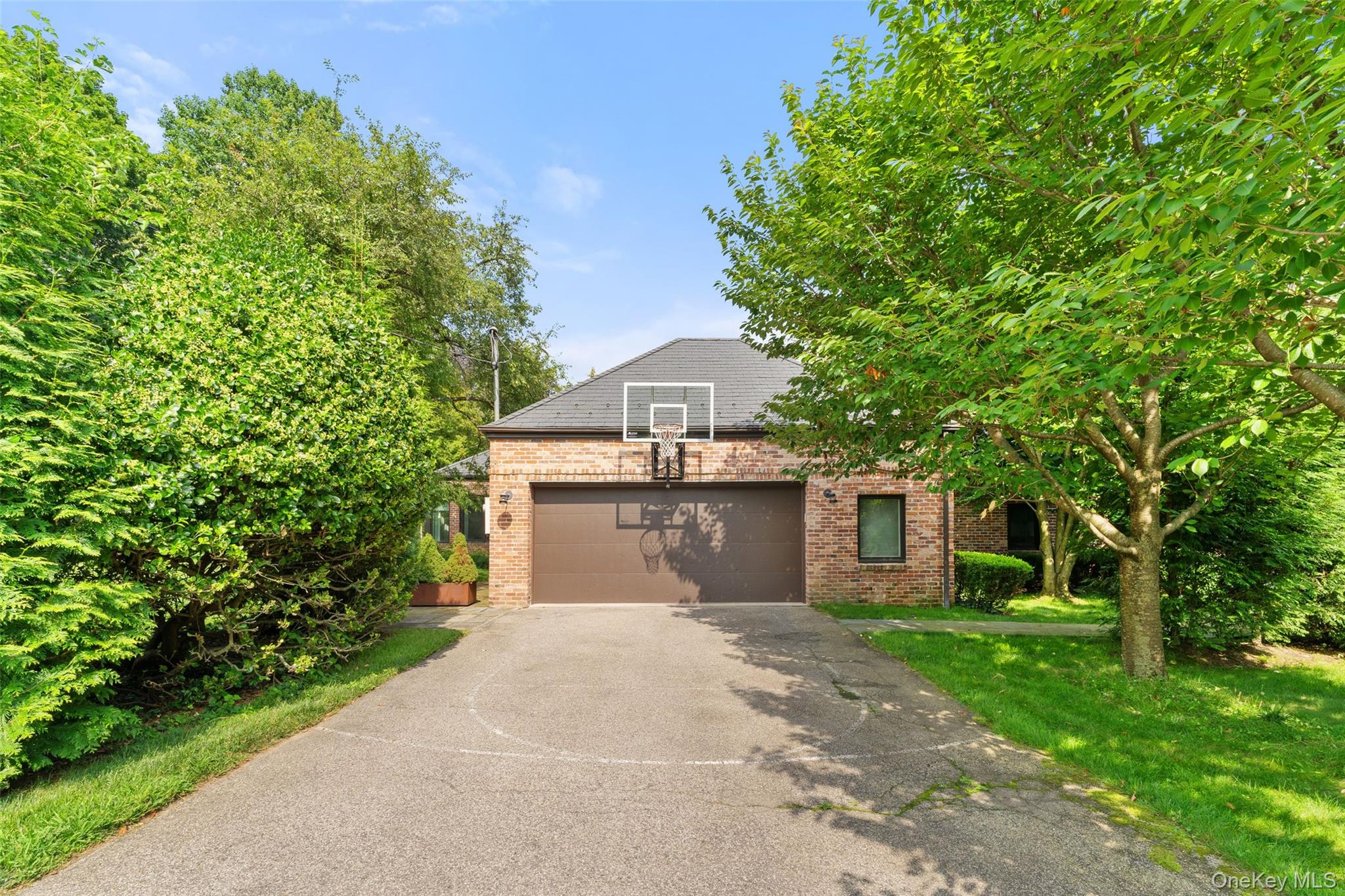 15 Hudson Road E, Irvington, NY 10533