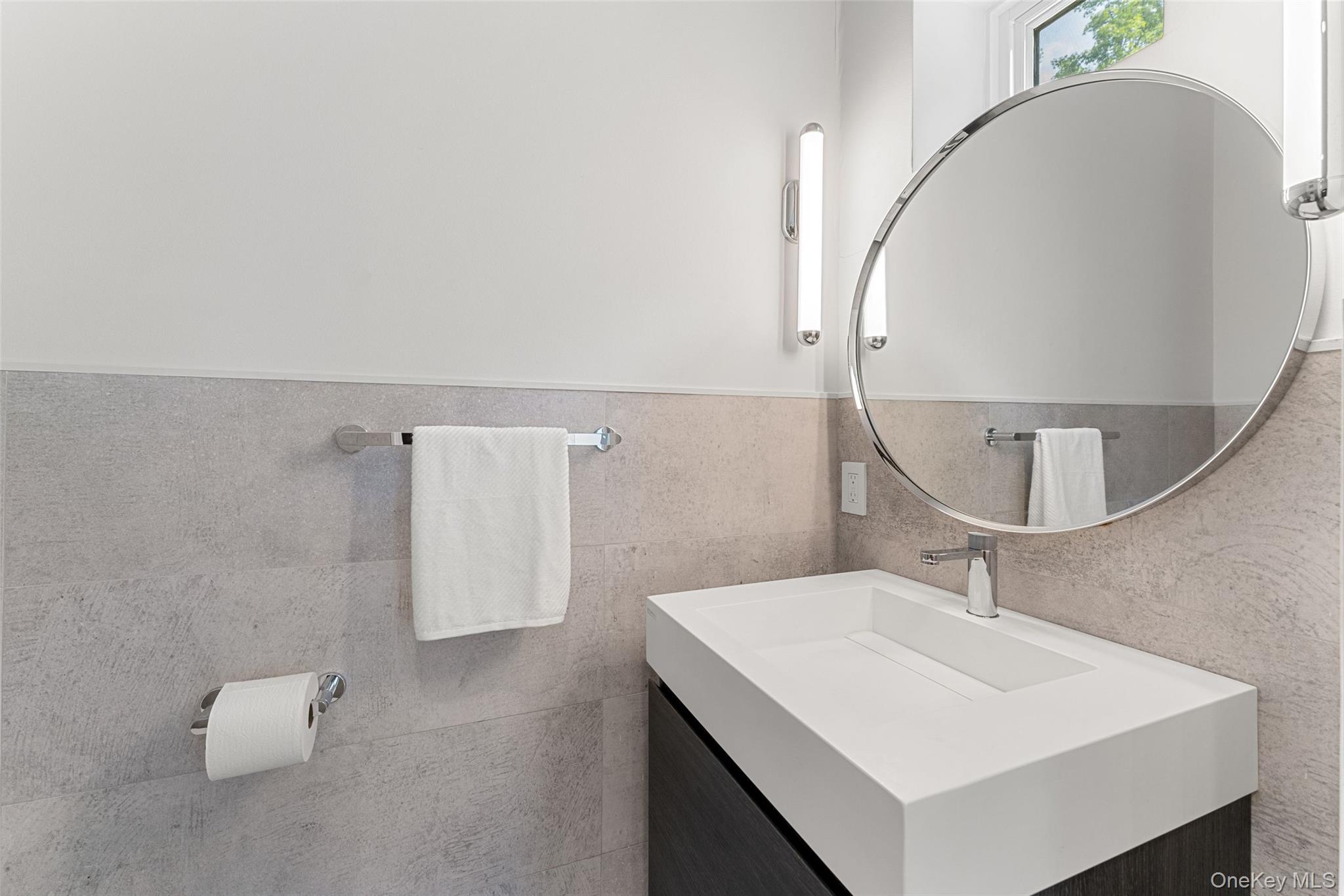 15 Hudson Road E, Irvington, NY 10533