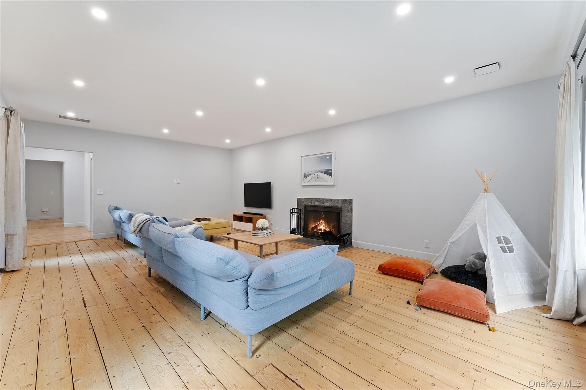 15 Hudson Road E, Irvington, NY 10533