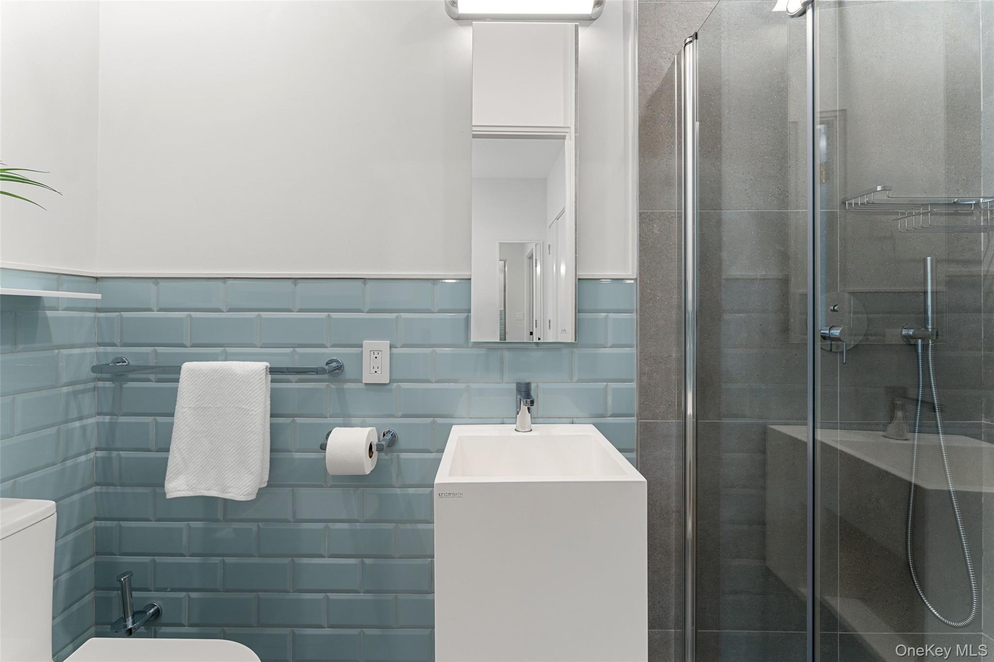 15 Hudson Road E, Irvington, NY 10533