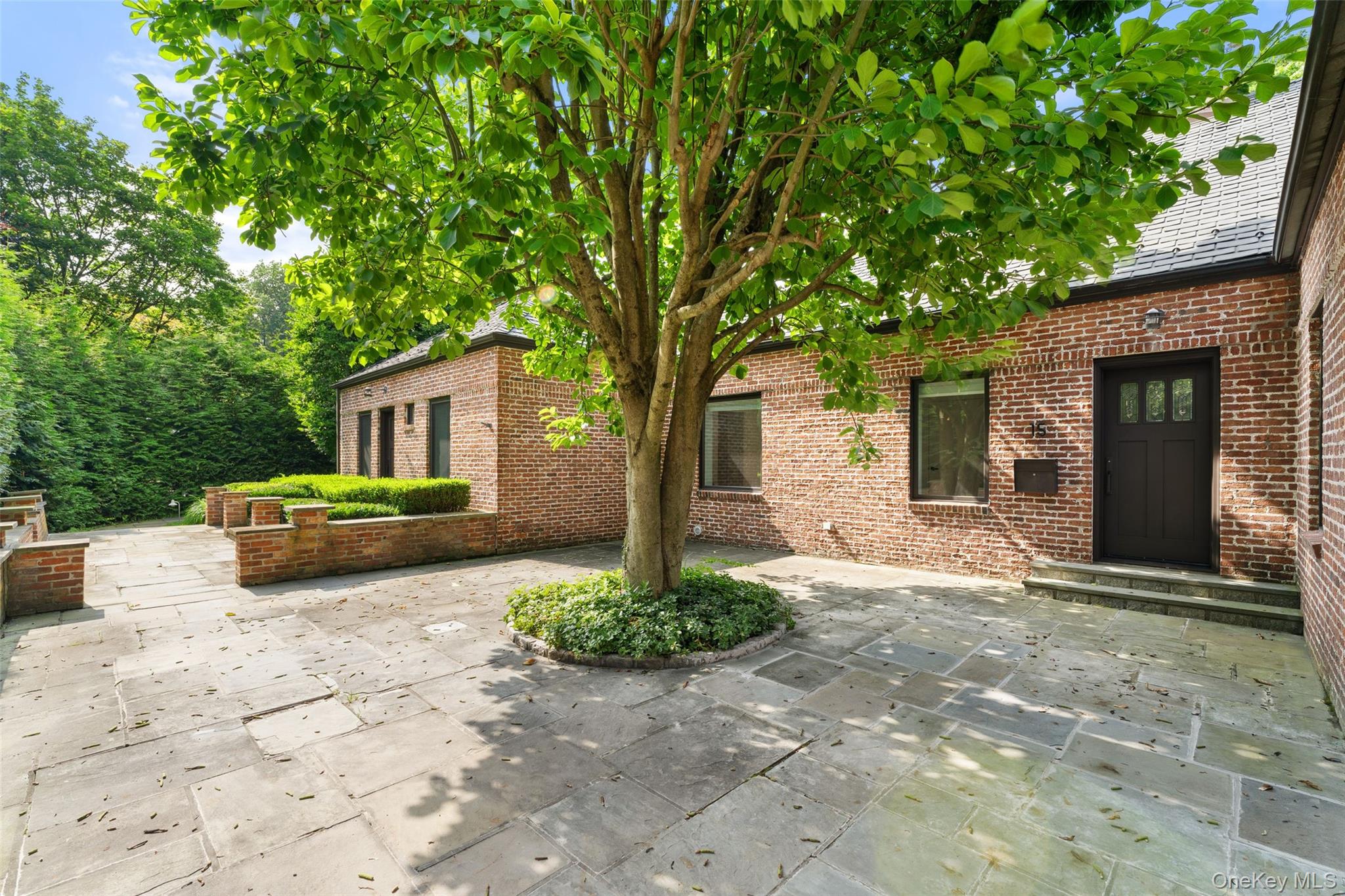 15 Hudson Road E, Irvington, NY 10533