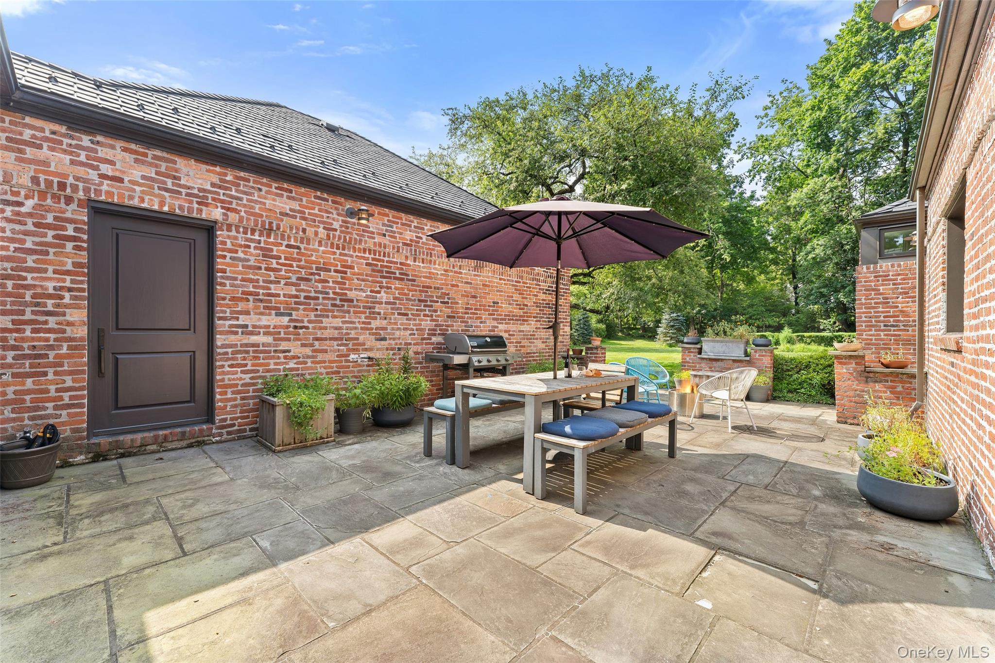 15 Hudson Road E, Irvington, NY 10533