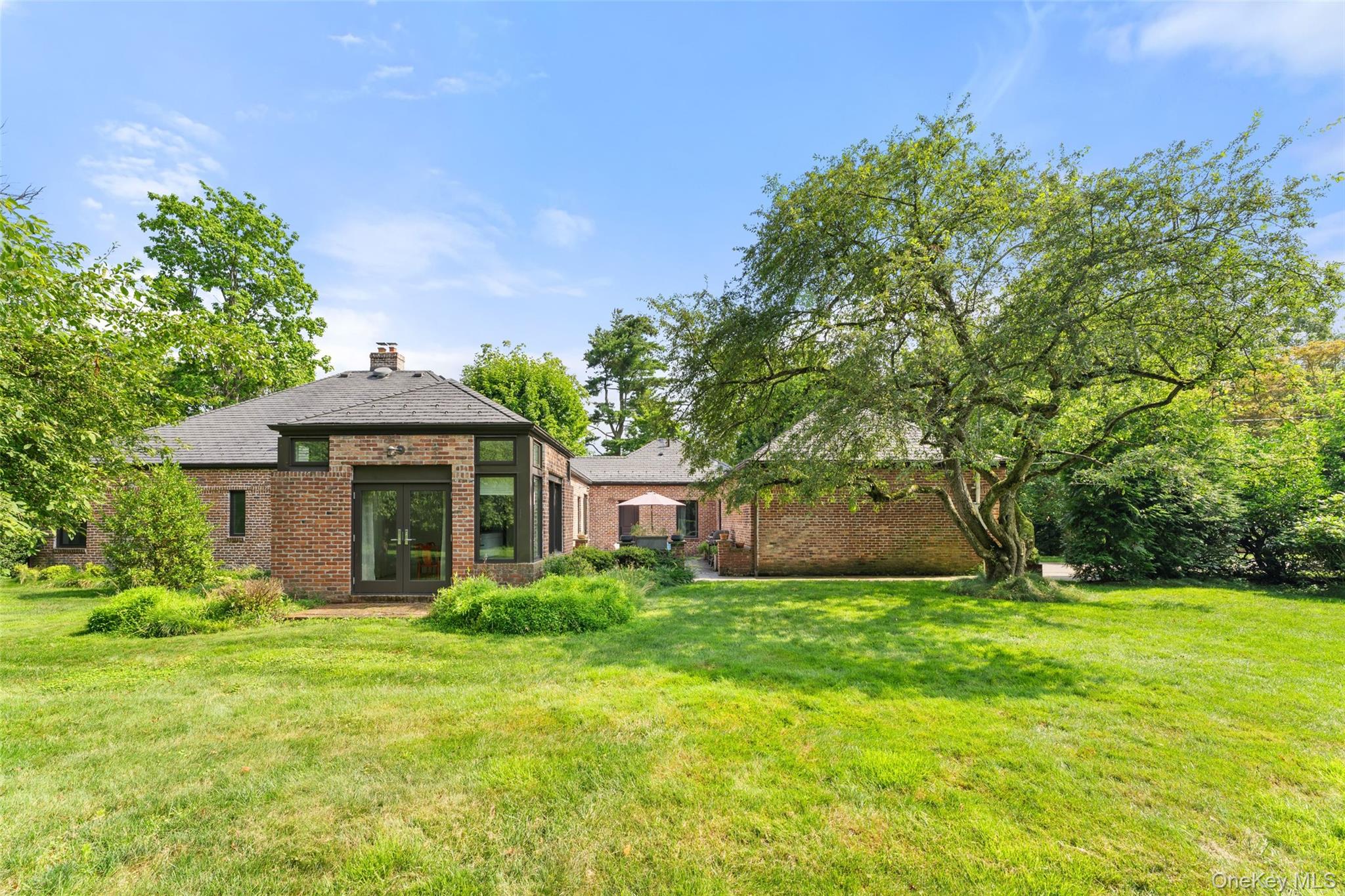 15 Hudson Road E, Irvington, NY 10533