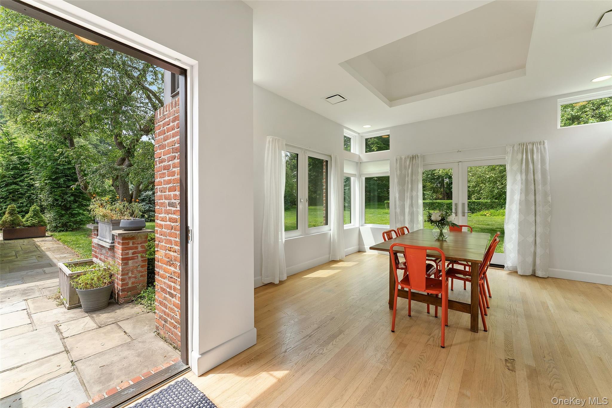 15 Hudson Road E, Irvington, NY 10533