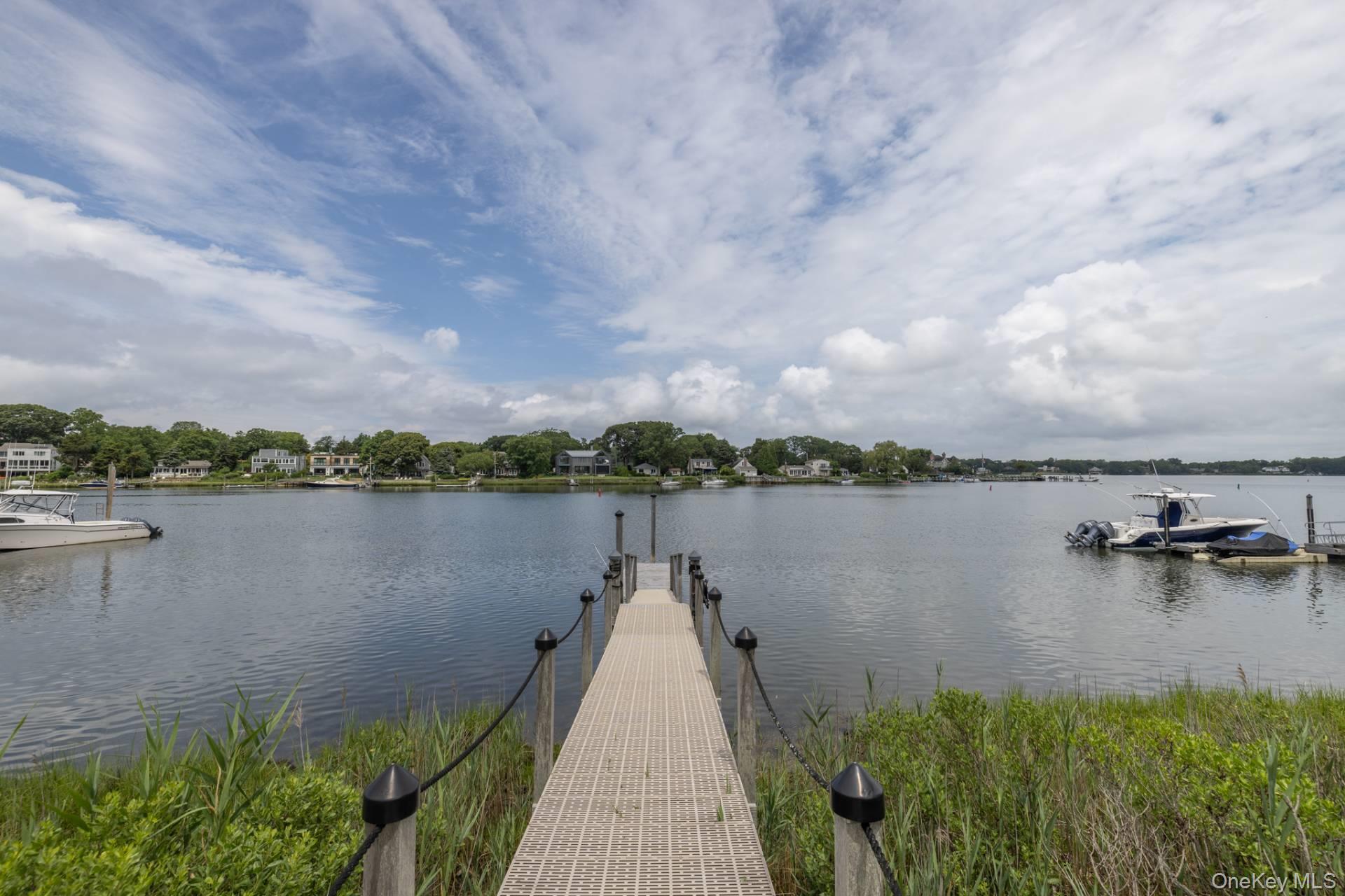 100 Redwood Road, Sag Harbor, NY 11963