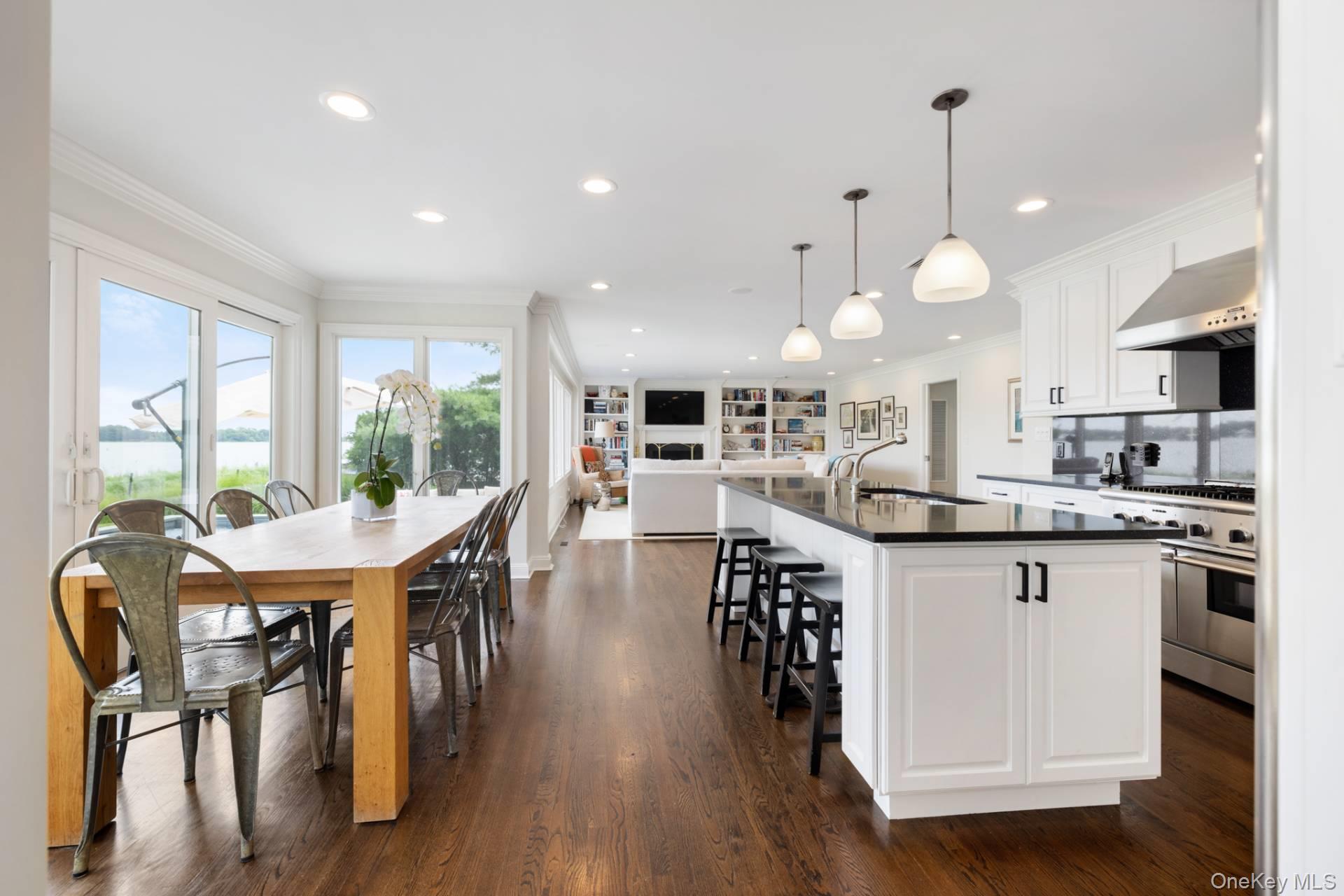 100 Redwood Road, Sag Harbor, NY 11963