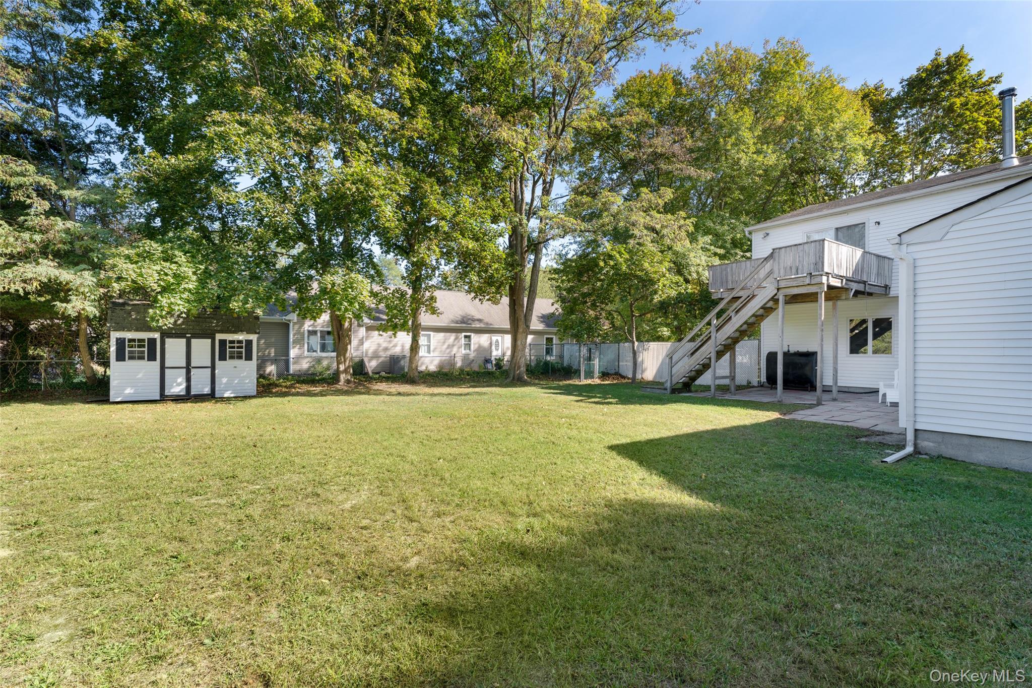 181 Hot Water Street, Manorville, NY 11949