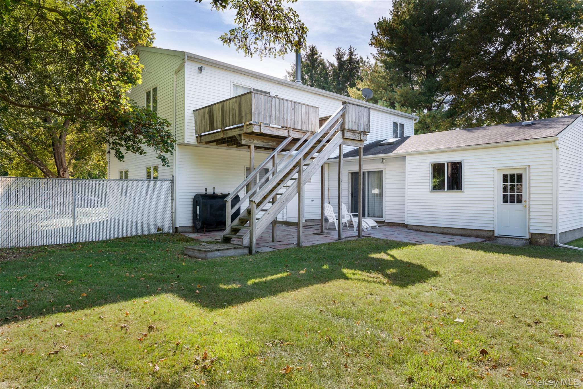 181 Hot Water Street, Manorville, NY 11949