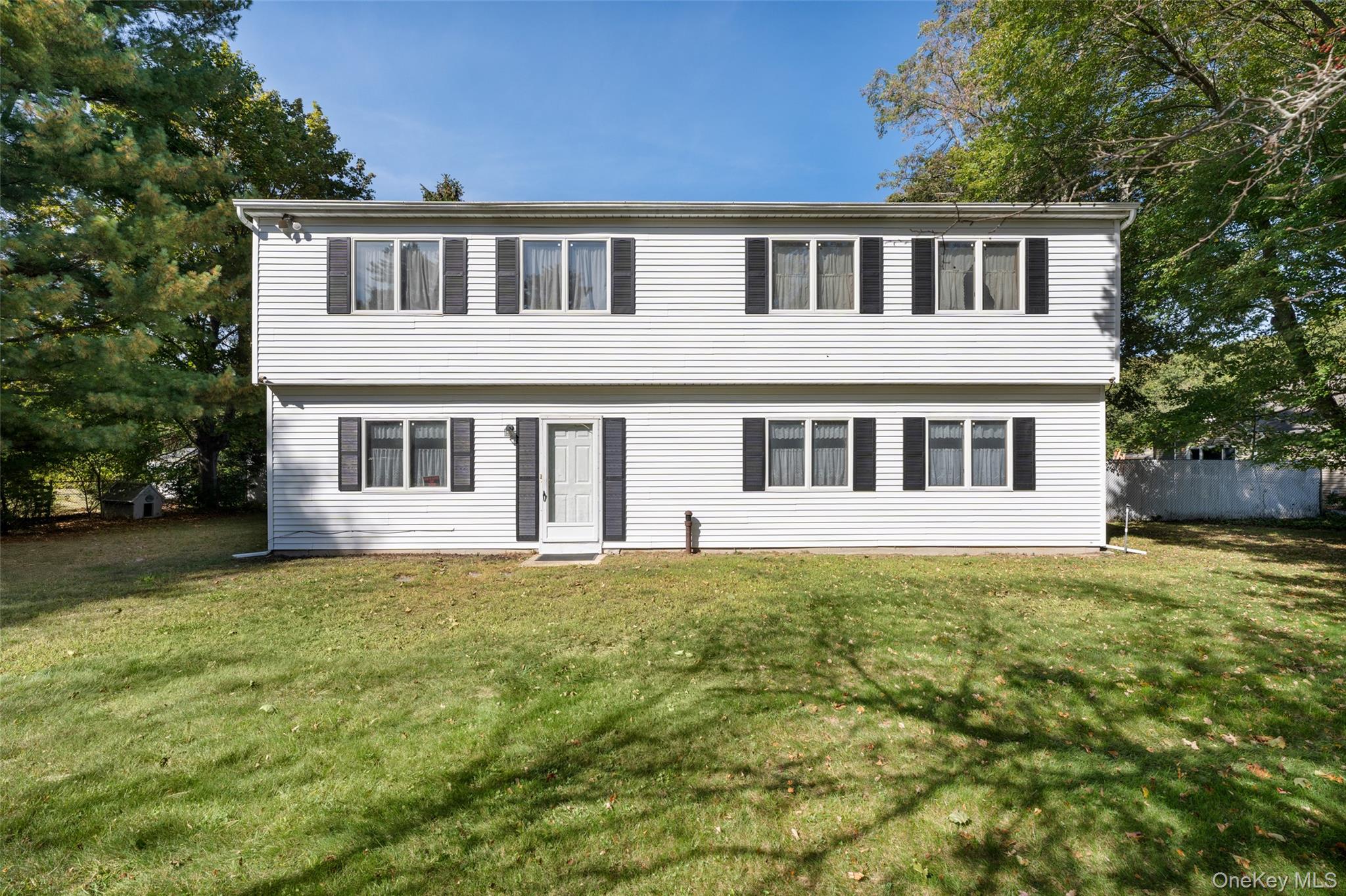 181 Hot Water Street, Manorville, NY 11949