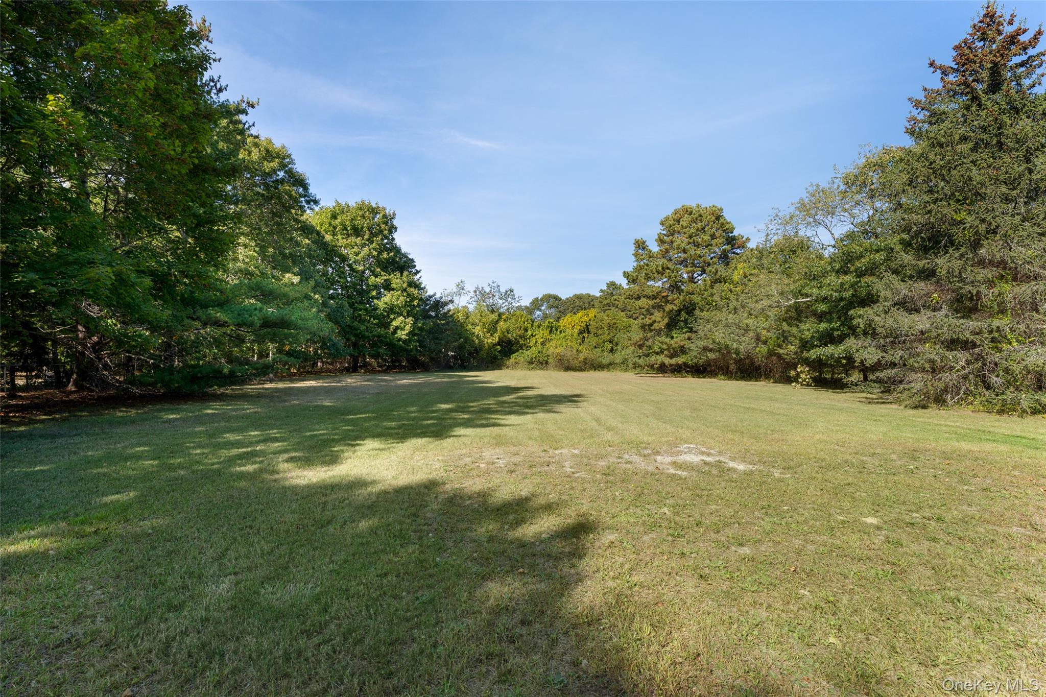 181 Hot Water Street, Manorville, NY 11949