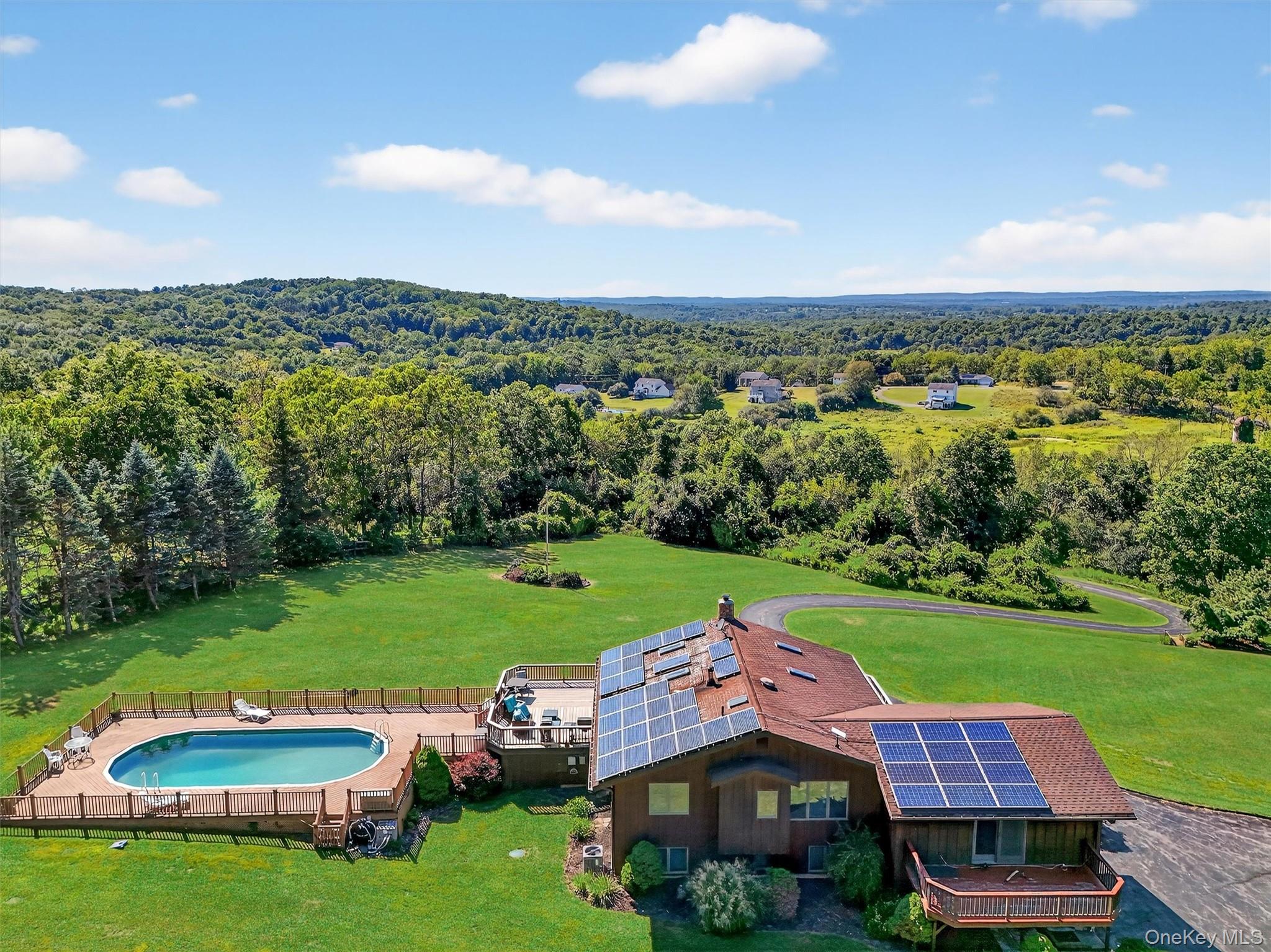 76 County Route 51, Campbell Hall, NY 10916