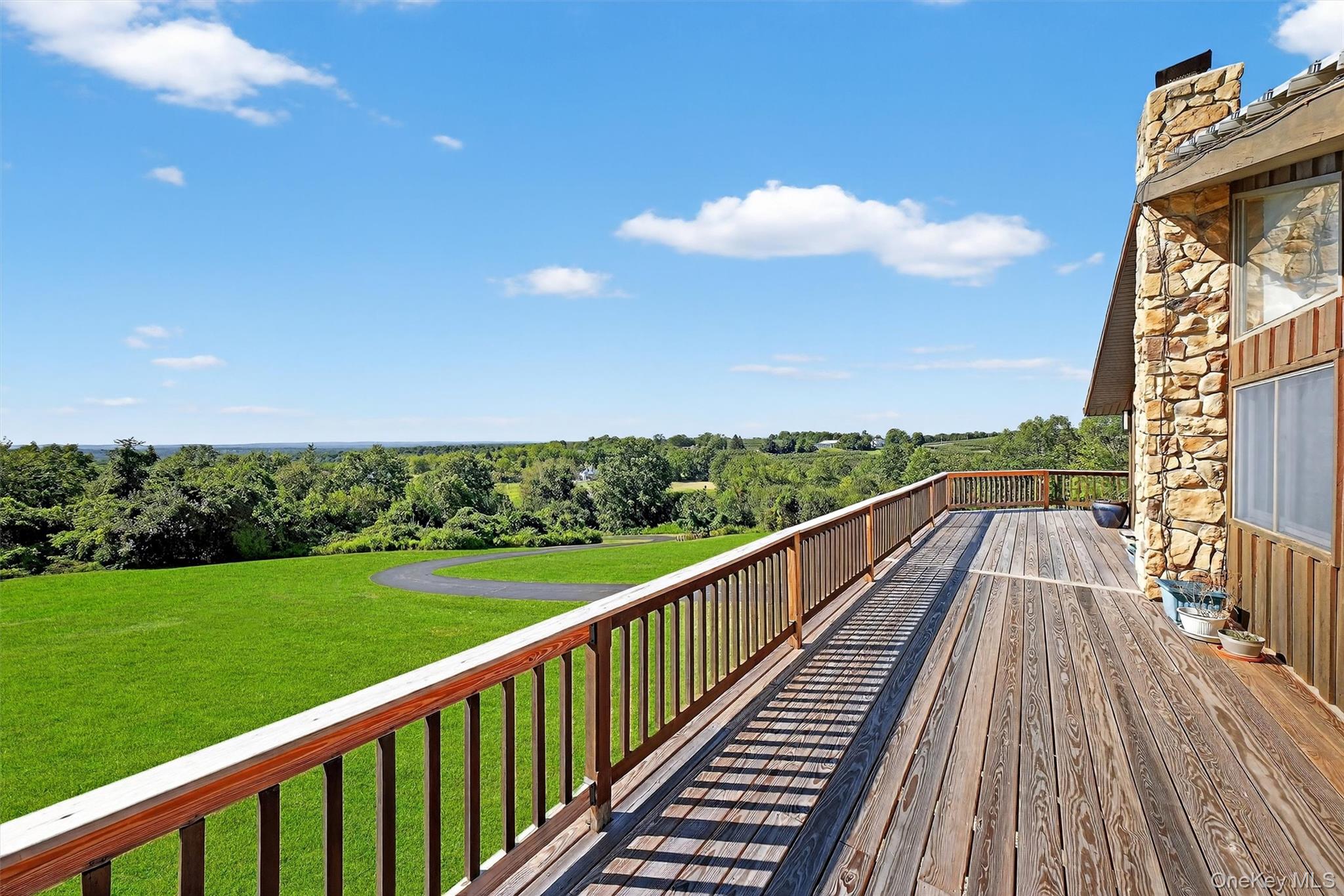 76 County Route 51, Campbell Hall, NY 10916