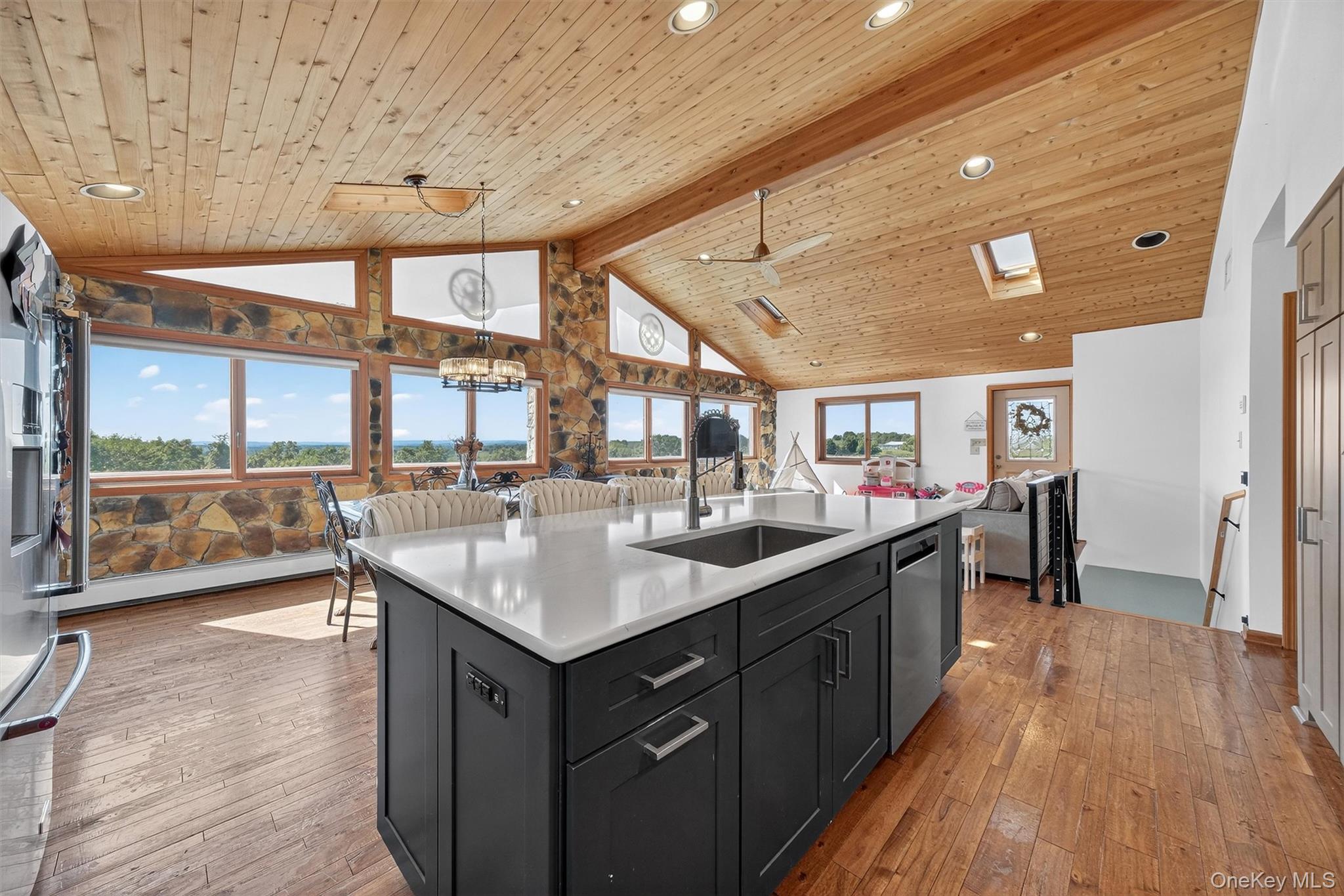 76 County Route 51, Campbell Hall, NY 10916