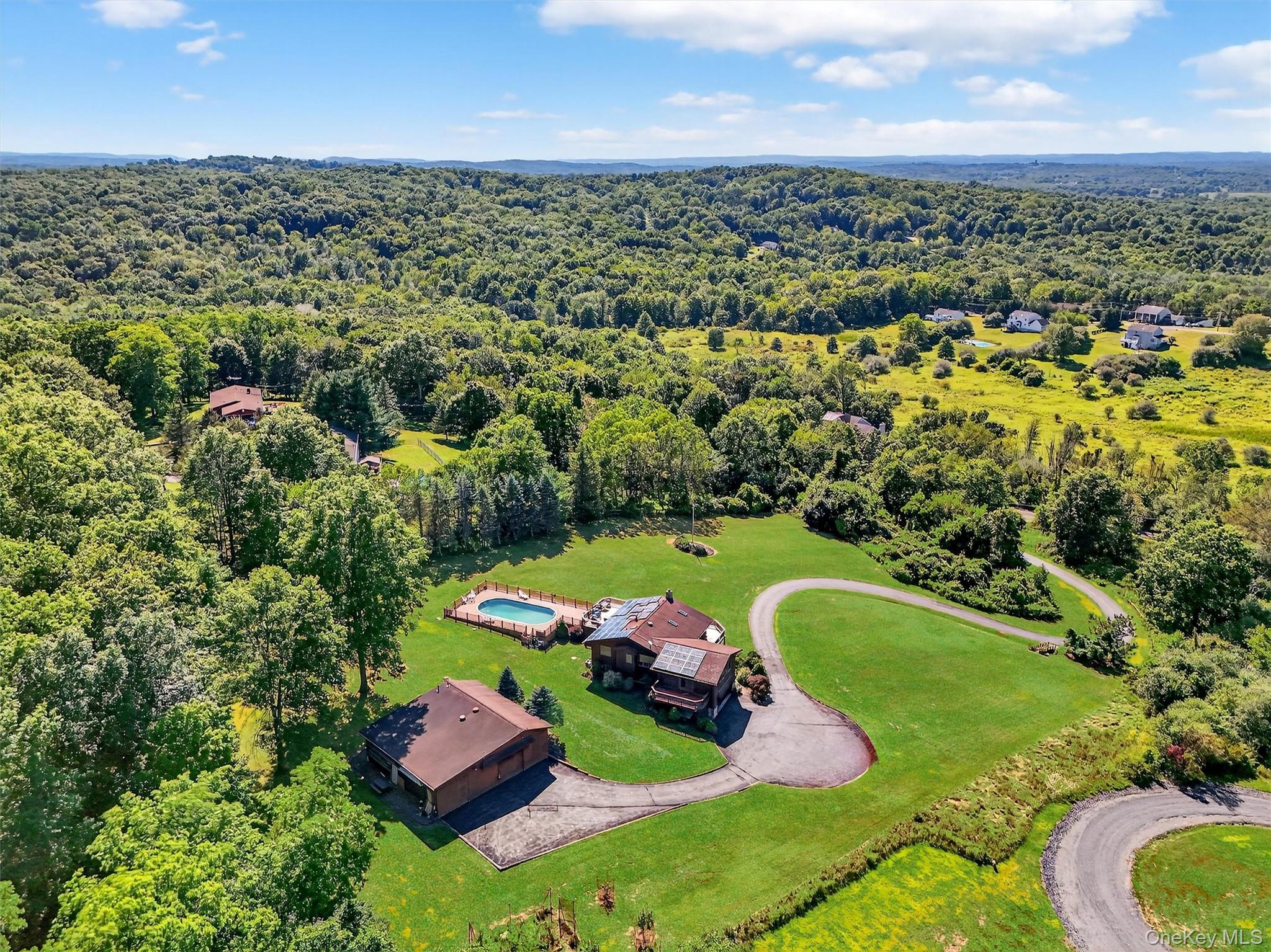 76 County Route 51, Campbell Hall, NY 10916