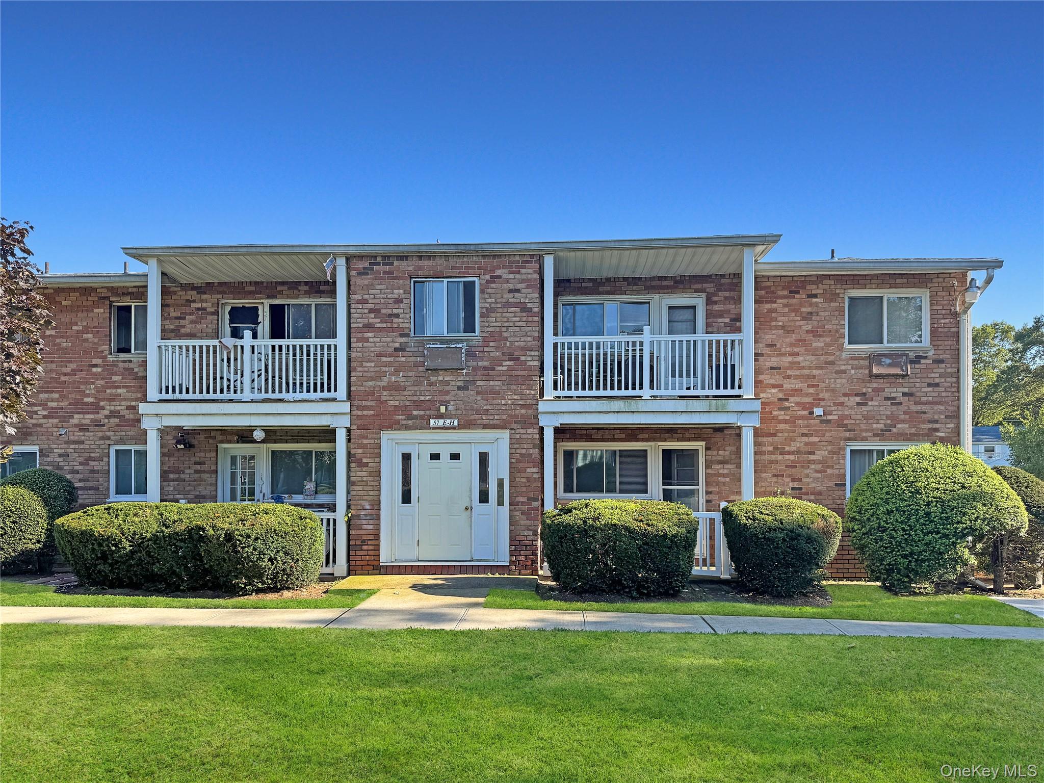 57 Adams Road # 1H, Central Islip, NY 11722