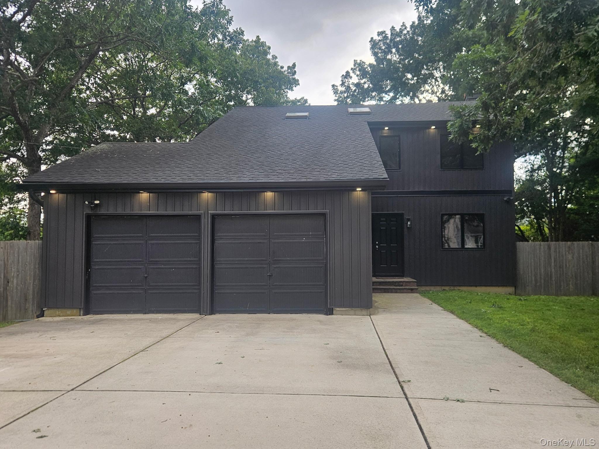 288 S Lenox Avenue, Patchogue, NY 11772