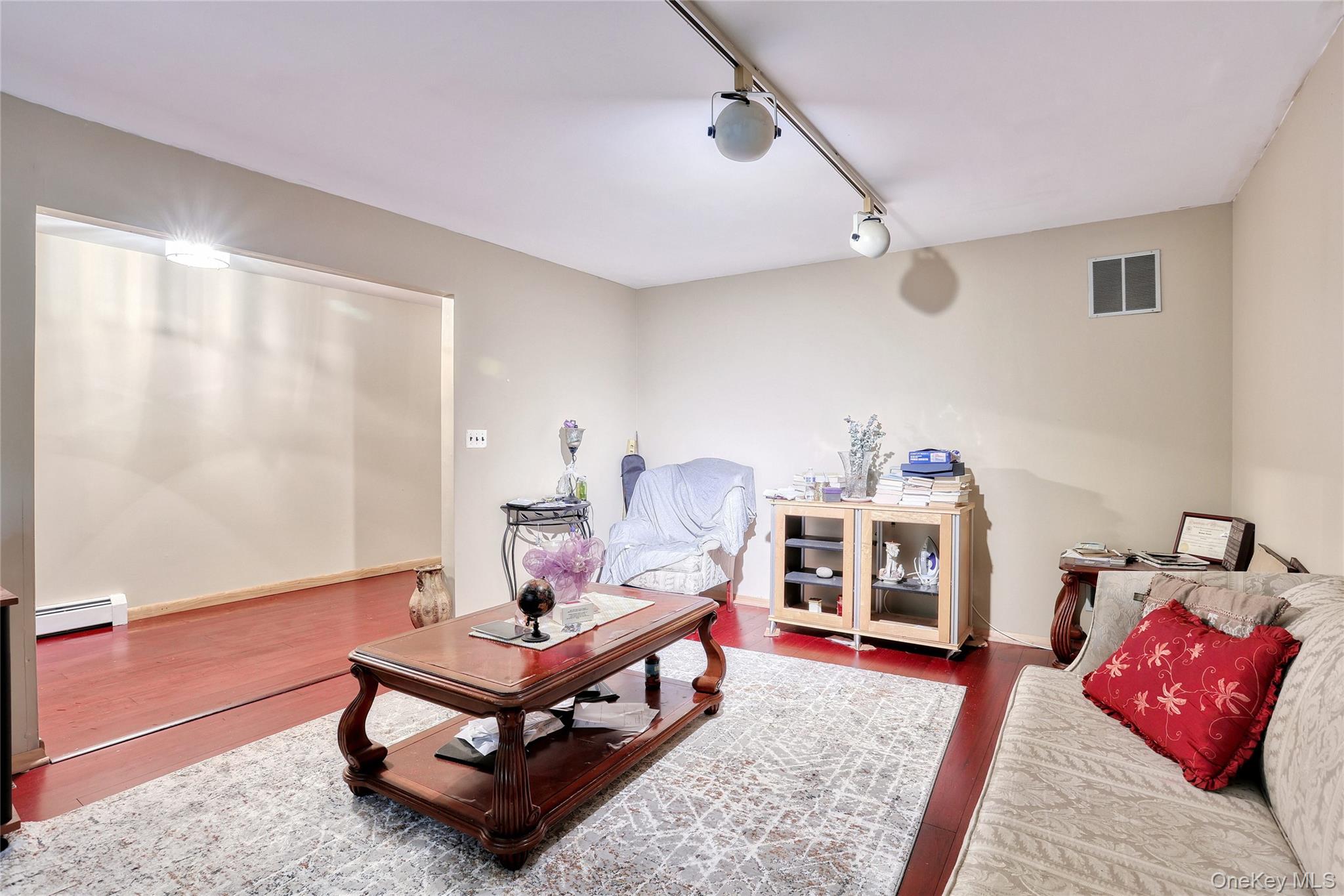 33 Palisades Court, Pomona, NY 10970