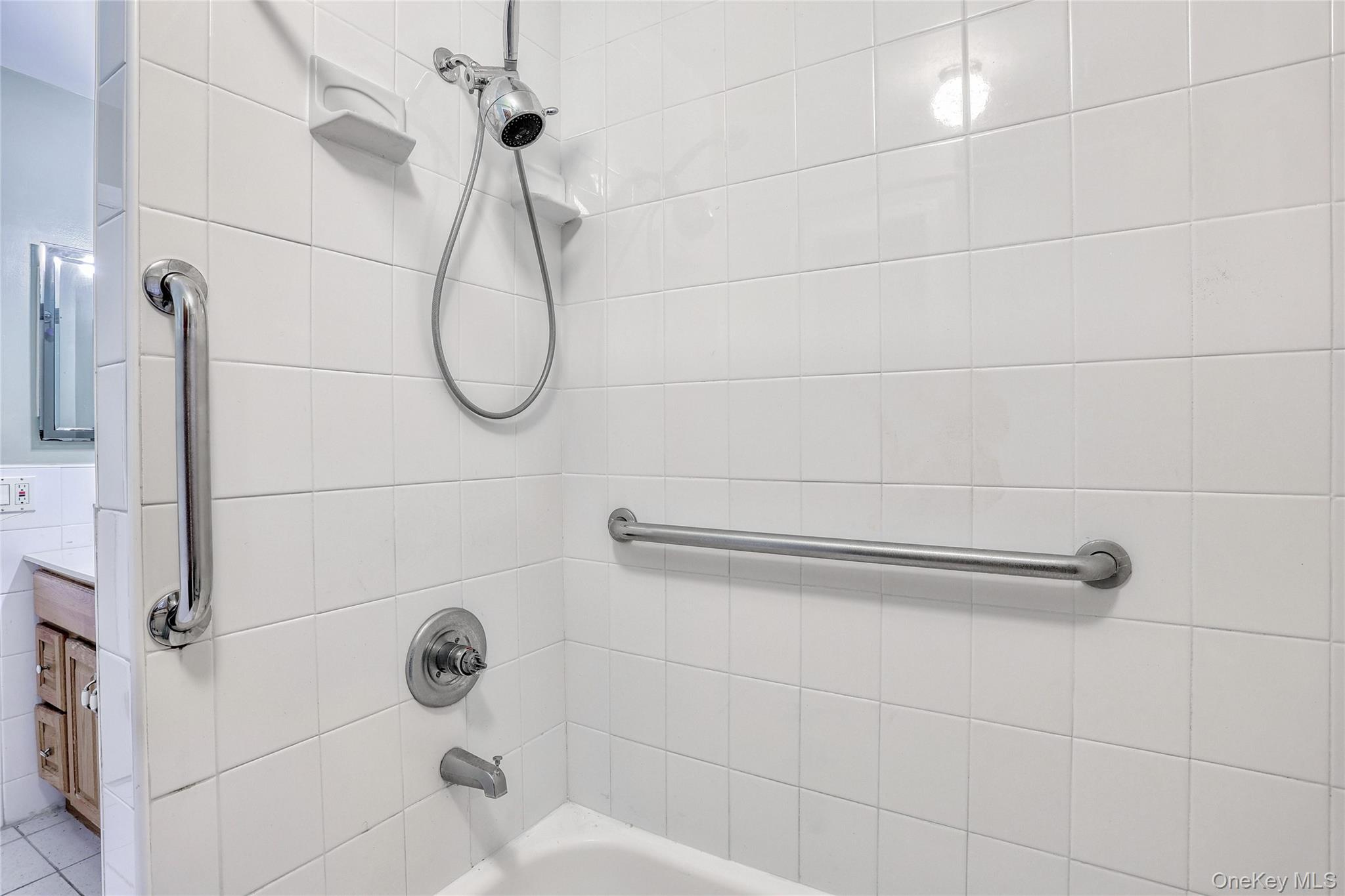 33 Palisades Court, Pomona, NY 10970