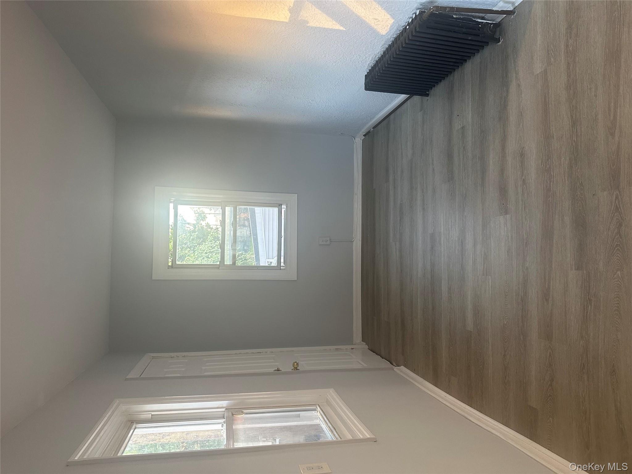 4 Ritters Lane, Yonkers, NY 10703