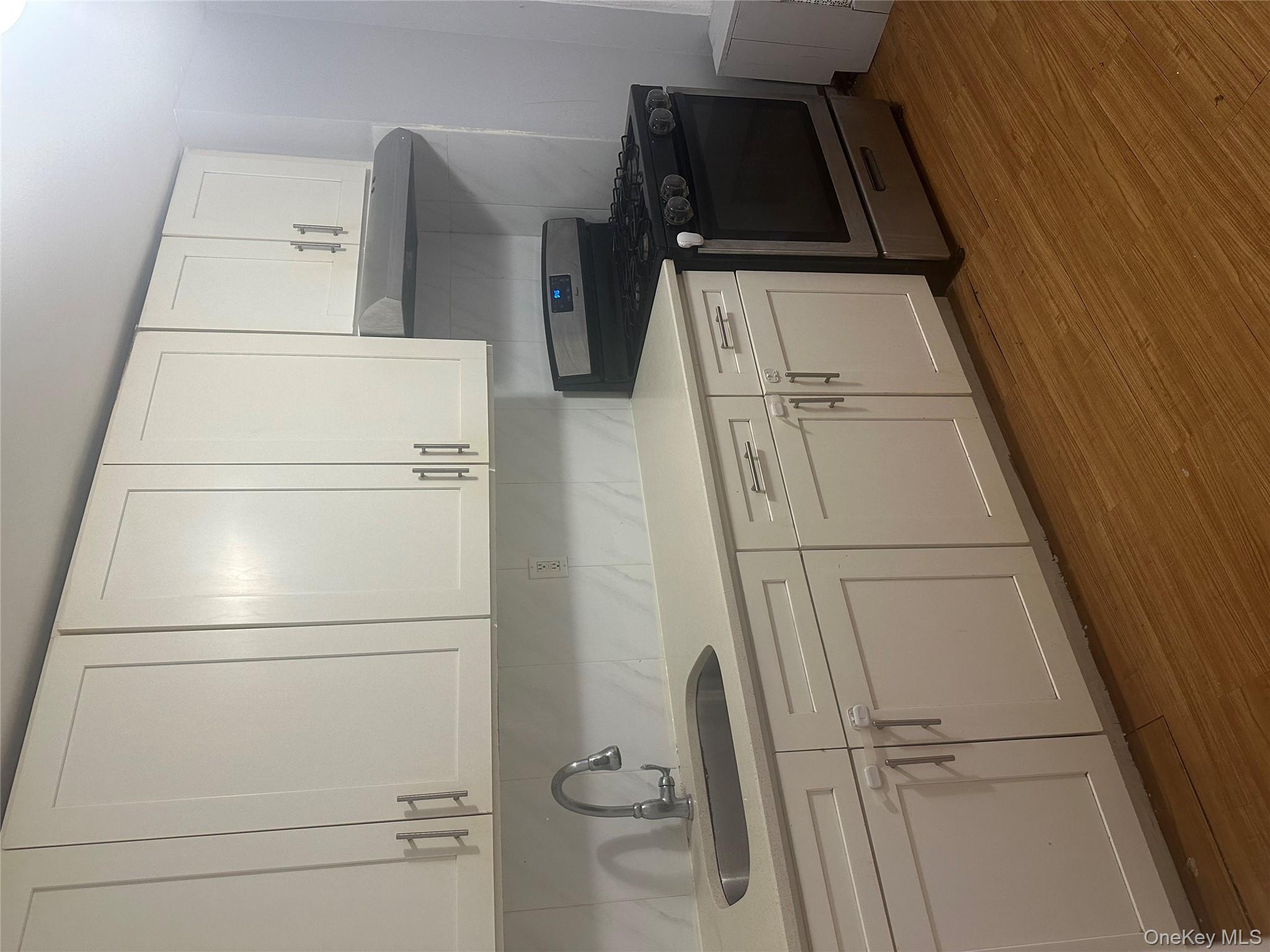 4 Ritters Lane, Yonkers, NY 10703