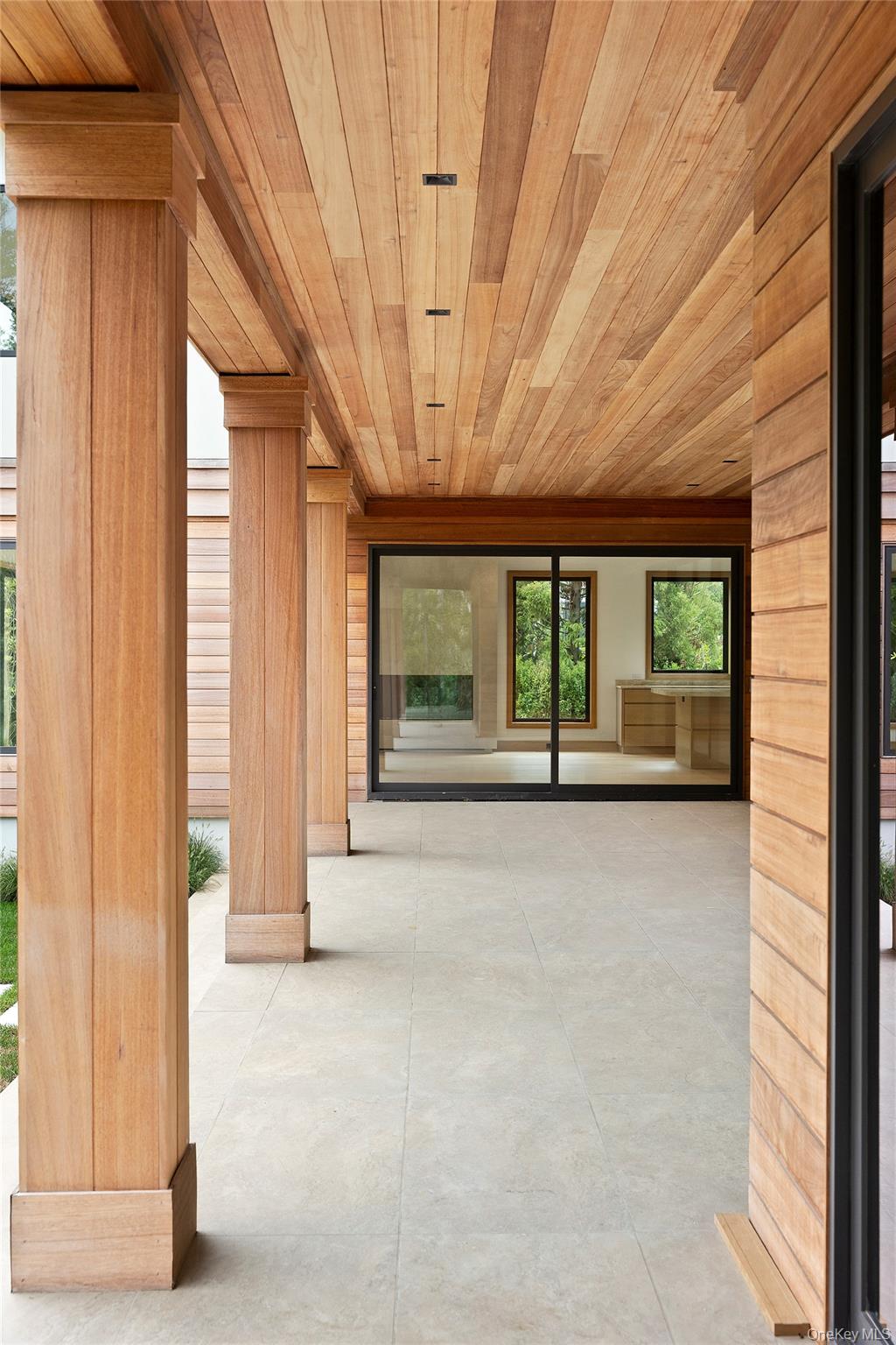 27 Fresh Pond Road, North Haven, NY 11963