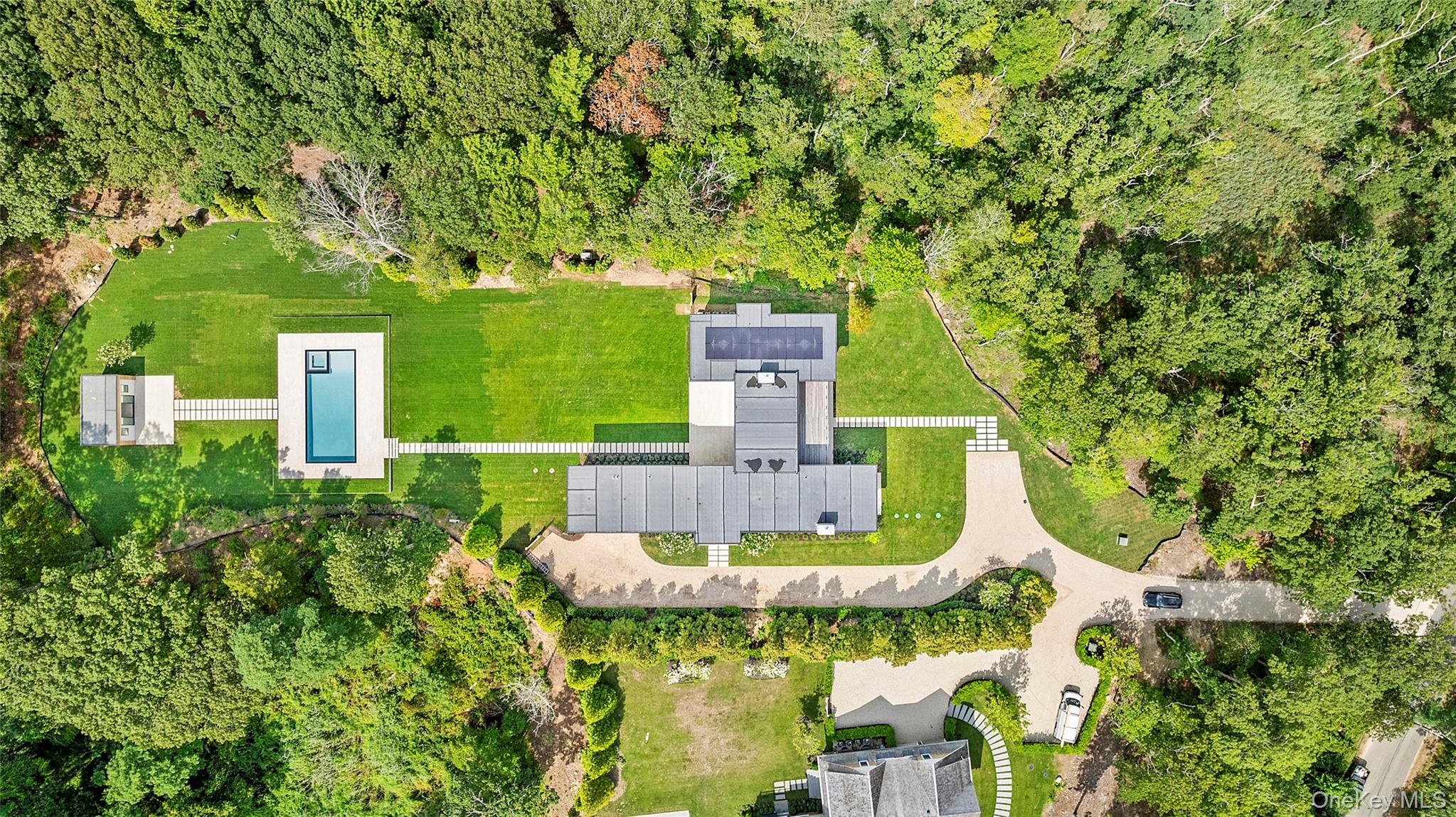 27 Fresh Pond Road, North Haven, NY 11963