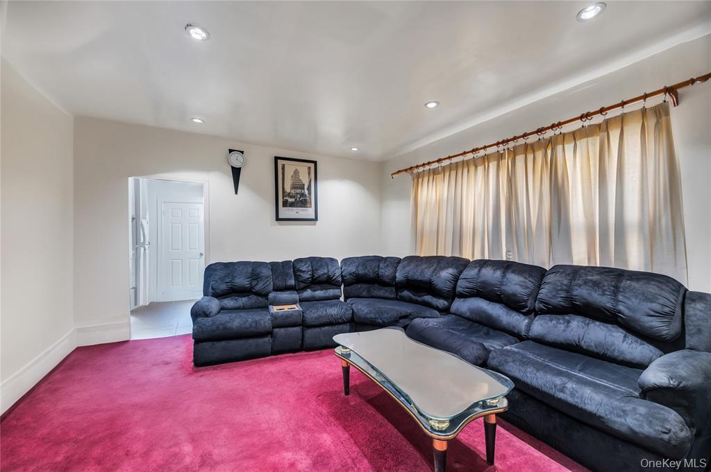 10312 114th Street, Richmond Hill S., NY 11419